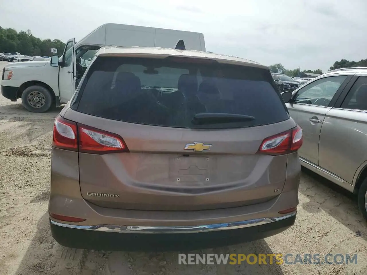 6 Photograph of a damaged car 2GNAXJEV5K6271342 CHEVROLET EQUINOX 2019