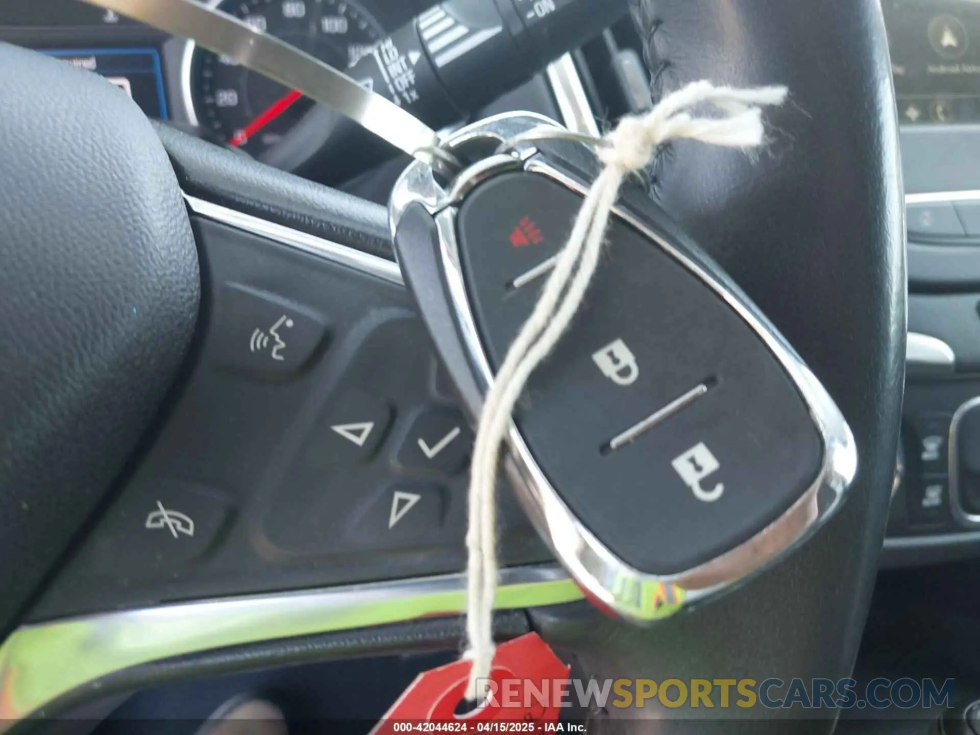11 Photograph of a damaged car 2GNAXJEV6K6260057 CHEVROLET EQUINOX 2019