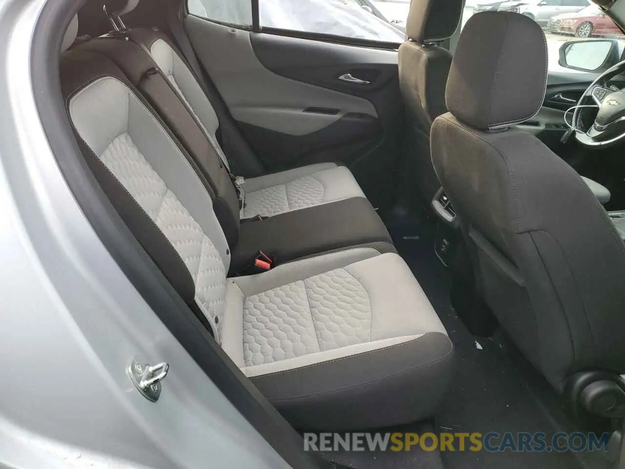 11 Photograph of a damaged car 2GNAXJEV7K6150828 CHEVROLET EQUINOX 2019