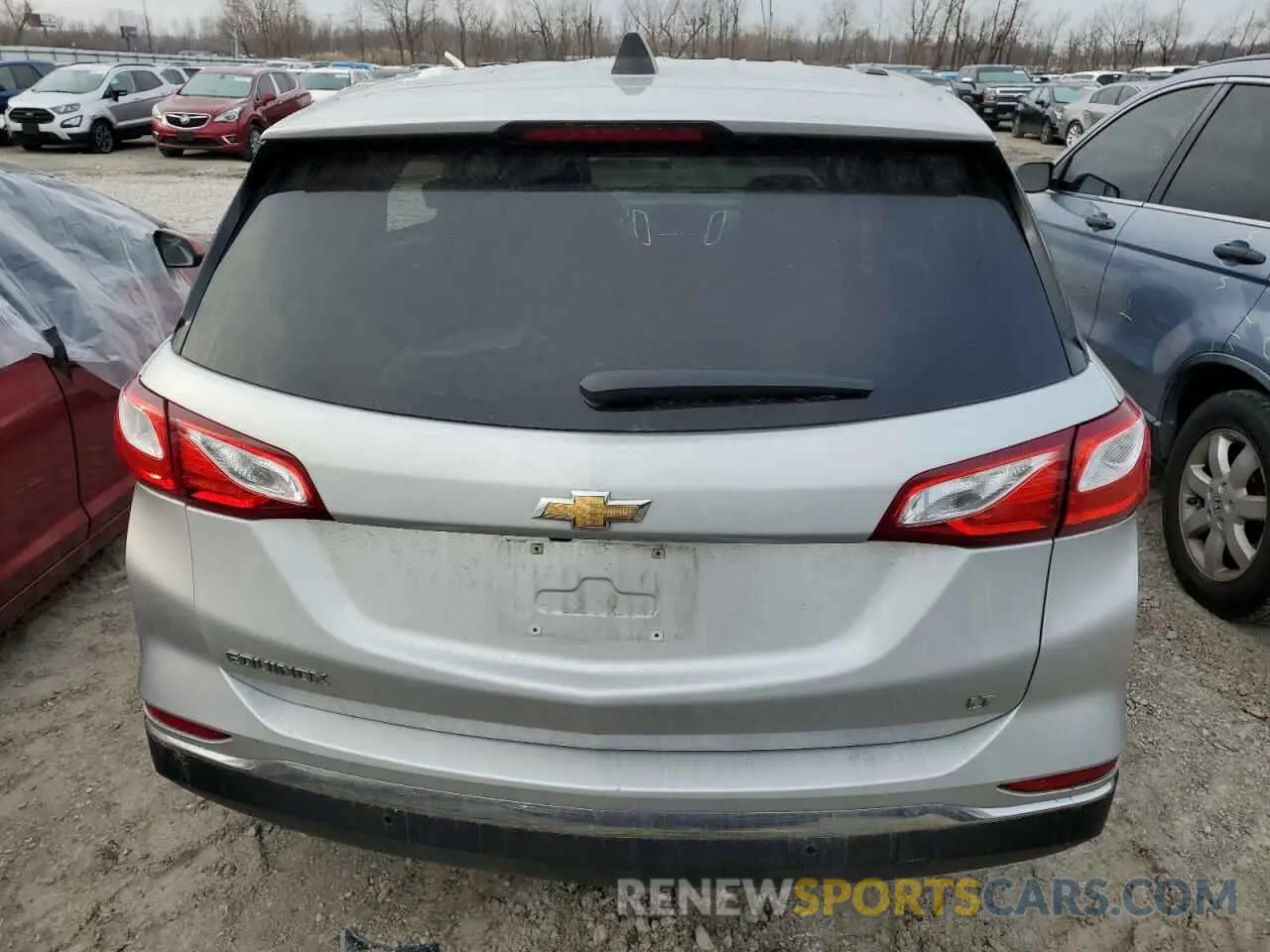 6 Photograph of a damaged car 2GNAXJEV7K6150828 CHEVROLET EQUINOX 2019