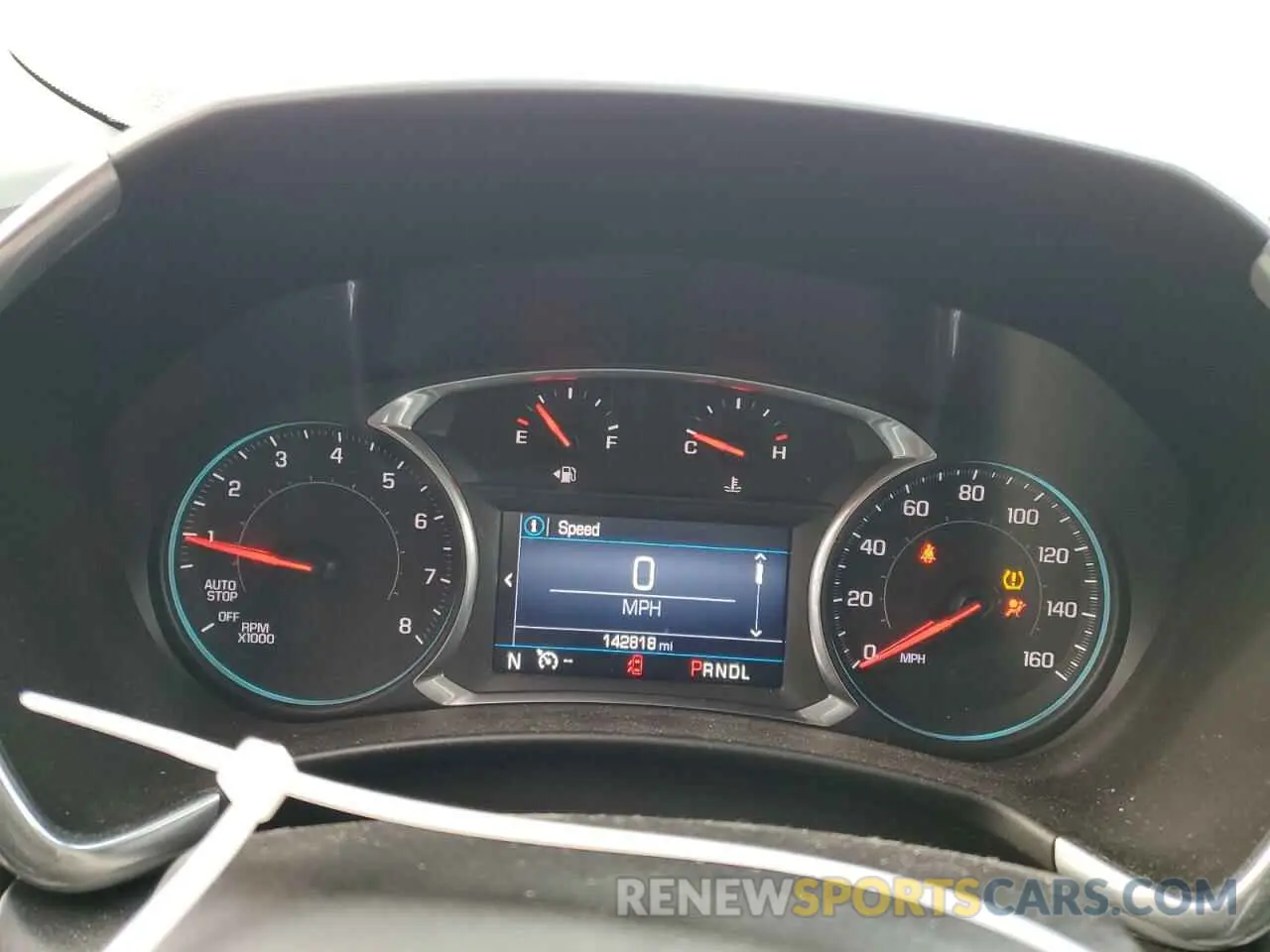 9 Photograph of a damaged car 2GNAXJEV7K6150828 CHEVROLET EQUINOX 2019