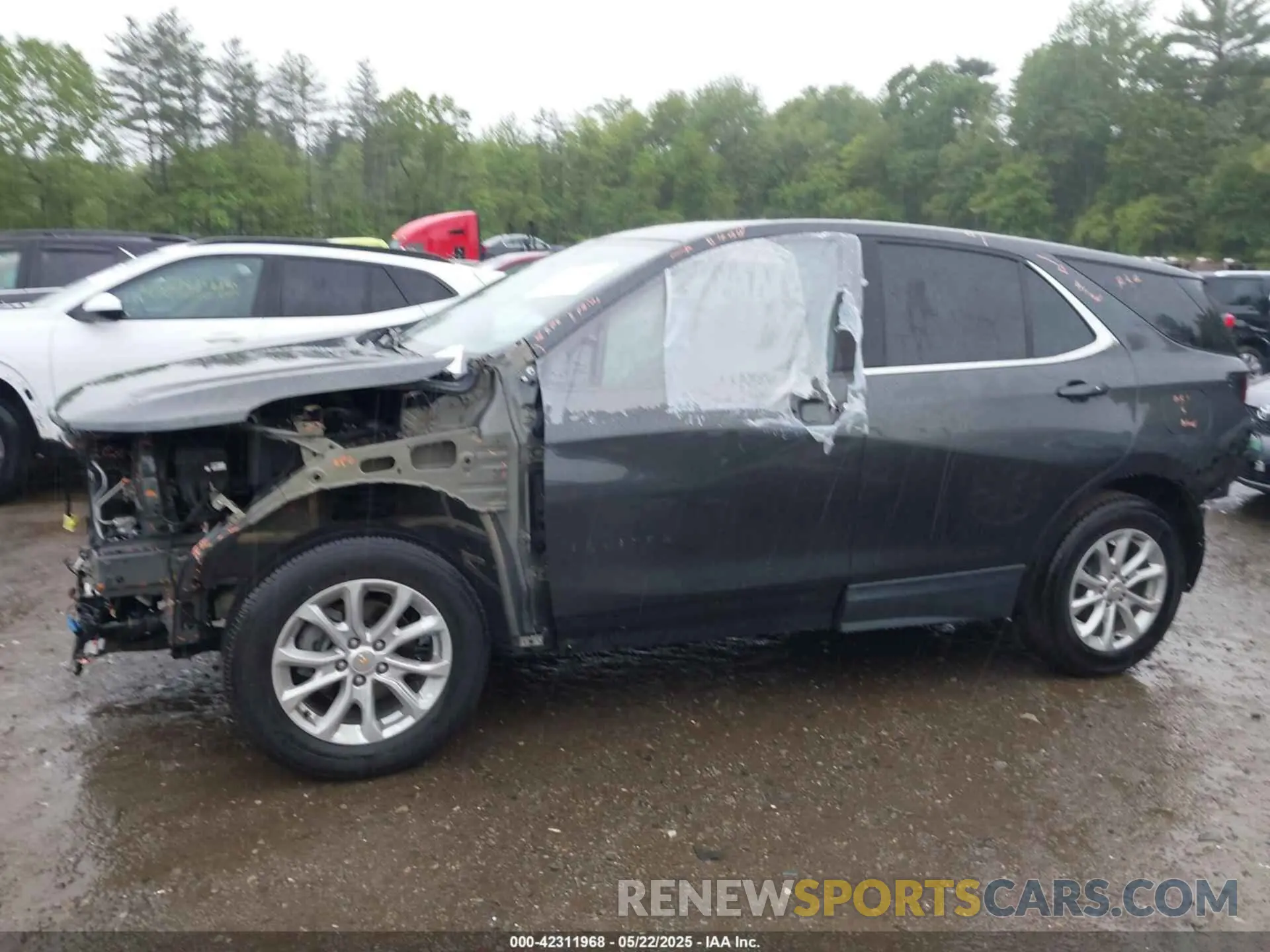 15 Photograph of a damaged car 2GNAXJEV8K6213886 CHEVROLET EQUINOX 2019