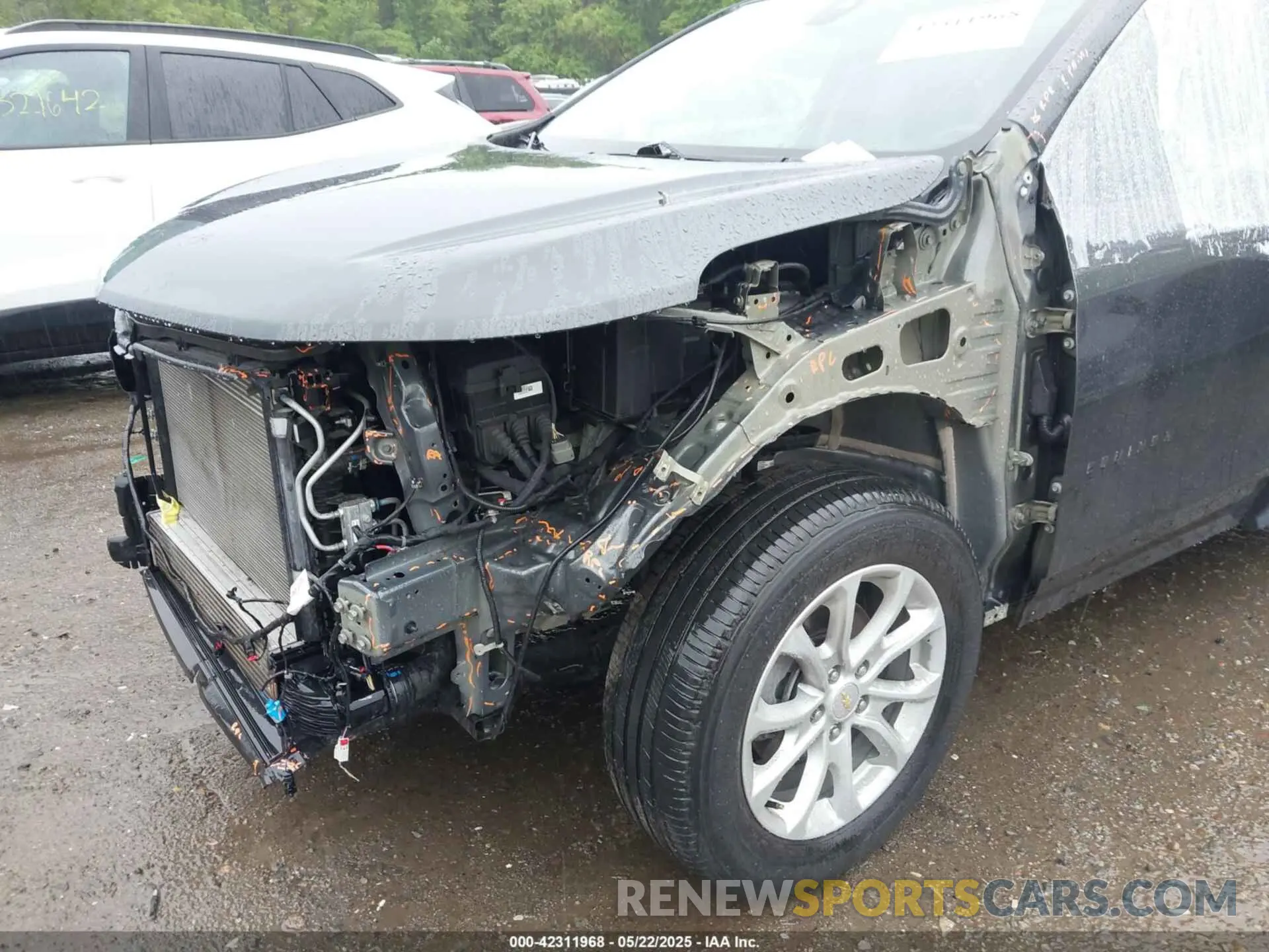 6 Photograph of a damaged car 2GNAXJEV8K6213886 CHEVROLET EQUINOX 2019