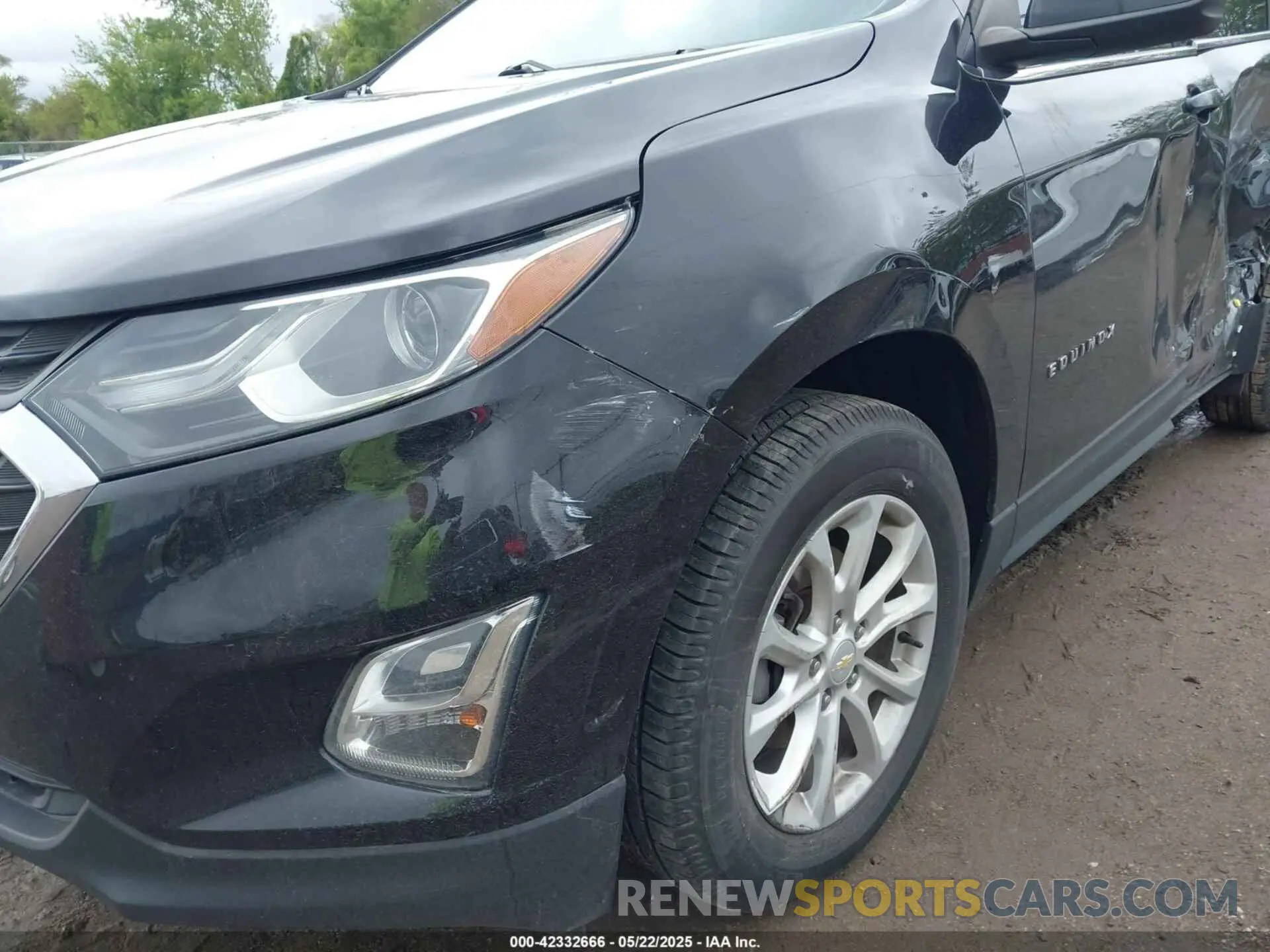 6 Photograph of a damaged car 2GNAXJEV8K6223401 CHEVROLET EQUINOX 2019