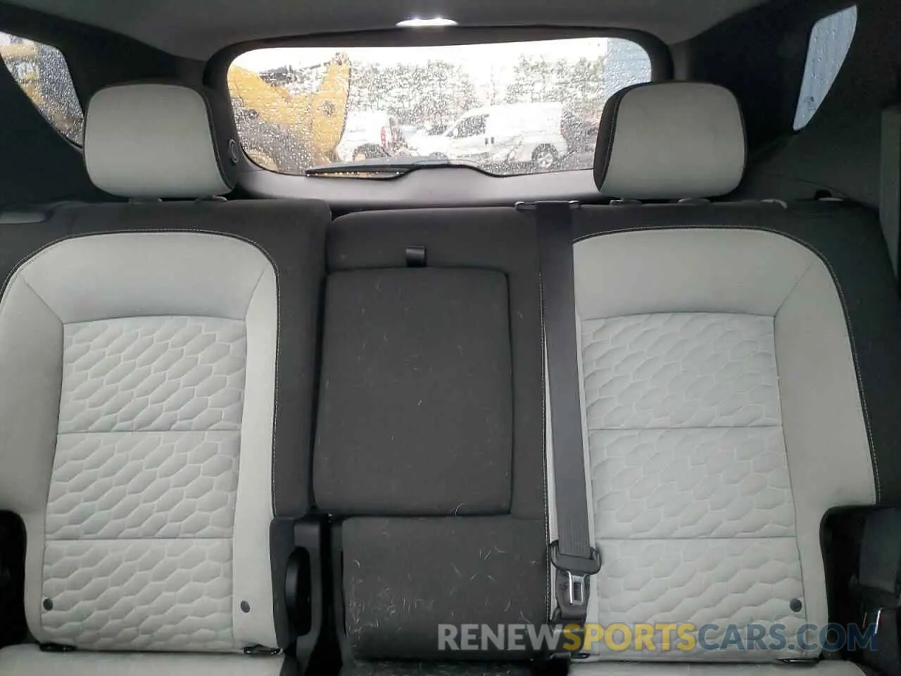 10 Photograph of a damaged car 2GNAXJEV8K6279287 CHEVROLET EQUINOX 2019