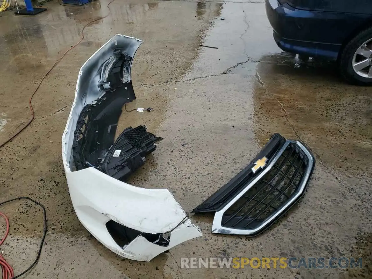 13 Photograph of a damaged car 2GNAXJEV8K6279287 CHEVROLET EQUINOX 2019