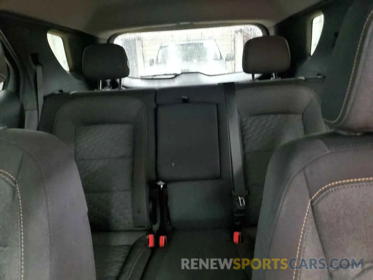 10 Photograph of a damaged car 2GNAXJEVXK6240426 CHEVROLET EQUINOX 2019