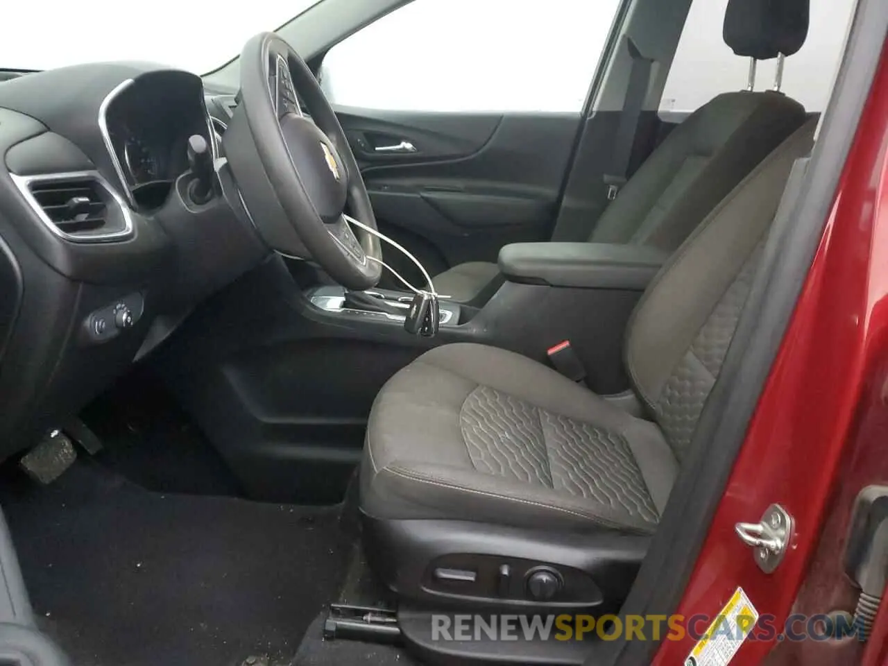 7 Photograph of a damaged car 2GNAXKEV0K6173146 CHEVROLET EQUINOX 2019