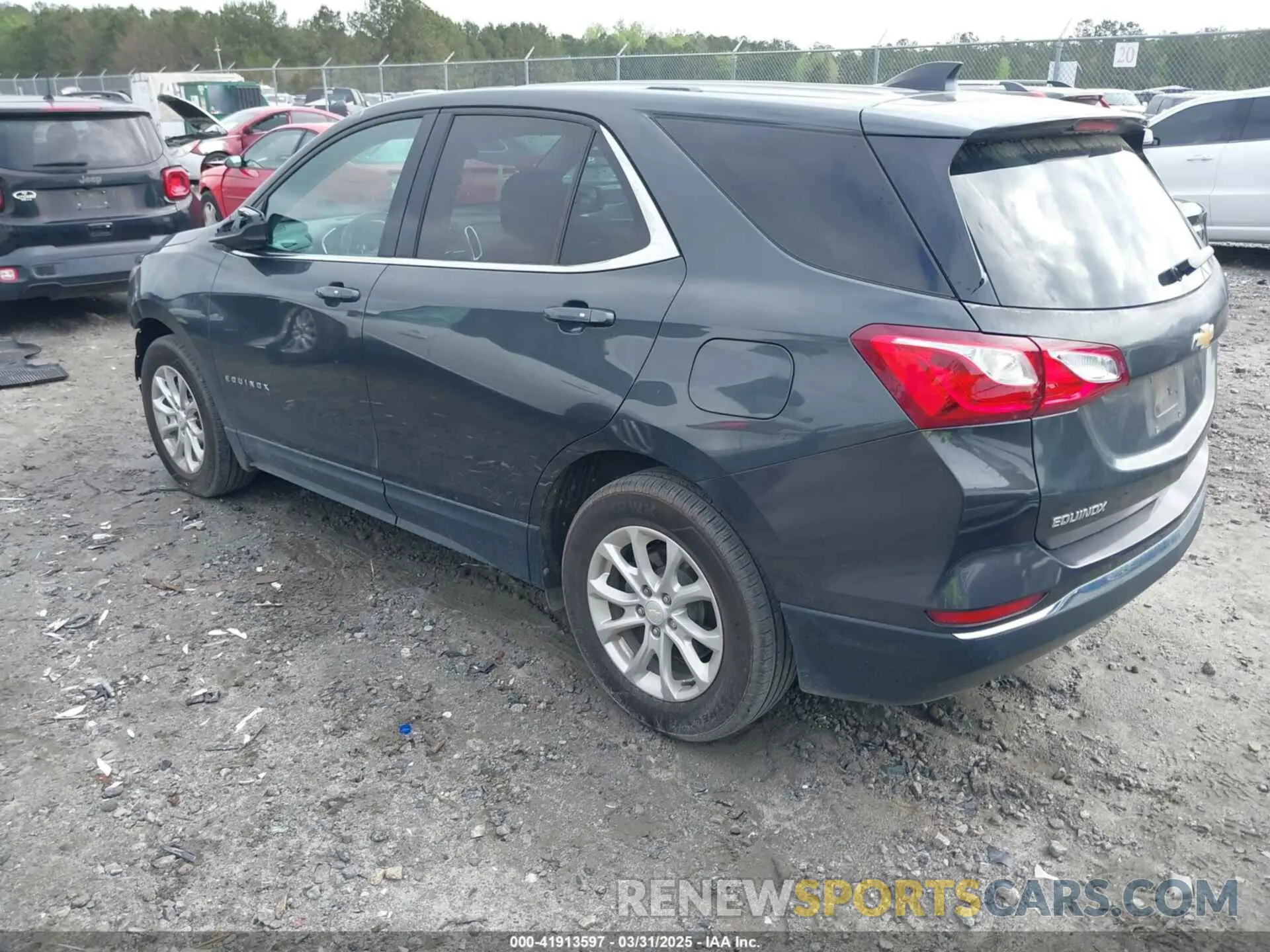 3 Photograph of a damaged car 2GNAXKEV0K6175950 CHEVROLET EQUINOX 2019