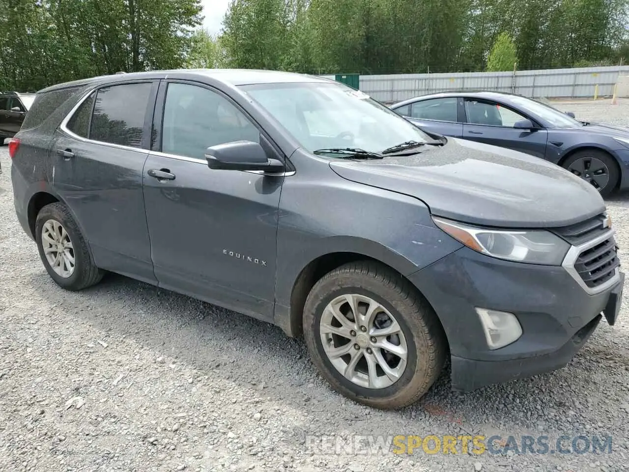 4 Photograph of a damaged car 2GNAXKEV0K6184986 CHEVROLET EQUINOX 2019