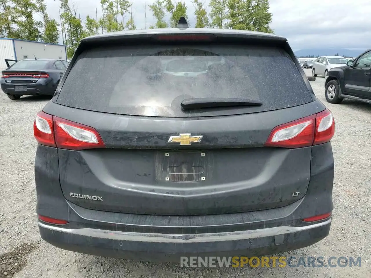6 Photograph of a damaged car 2GNAXKEV0K6184986 CHEVROLET EQUINOX 2019