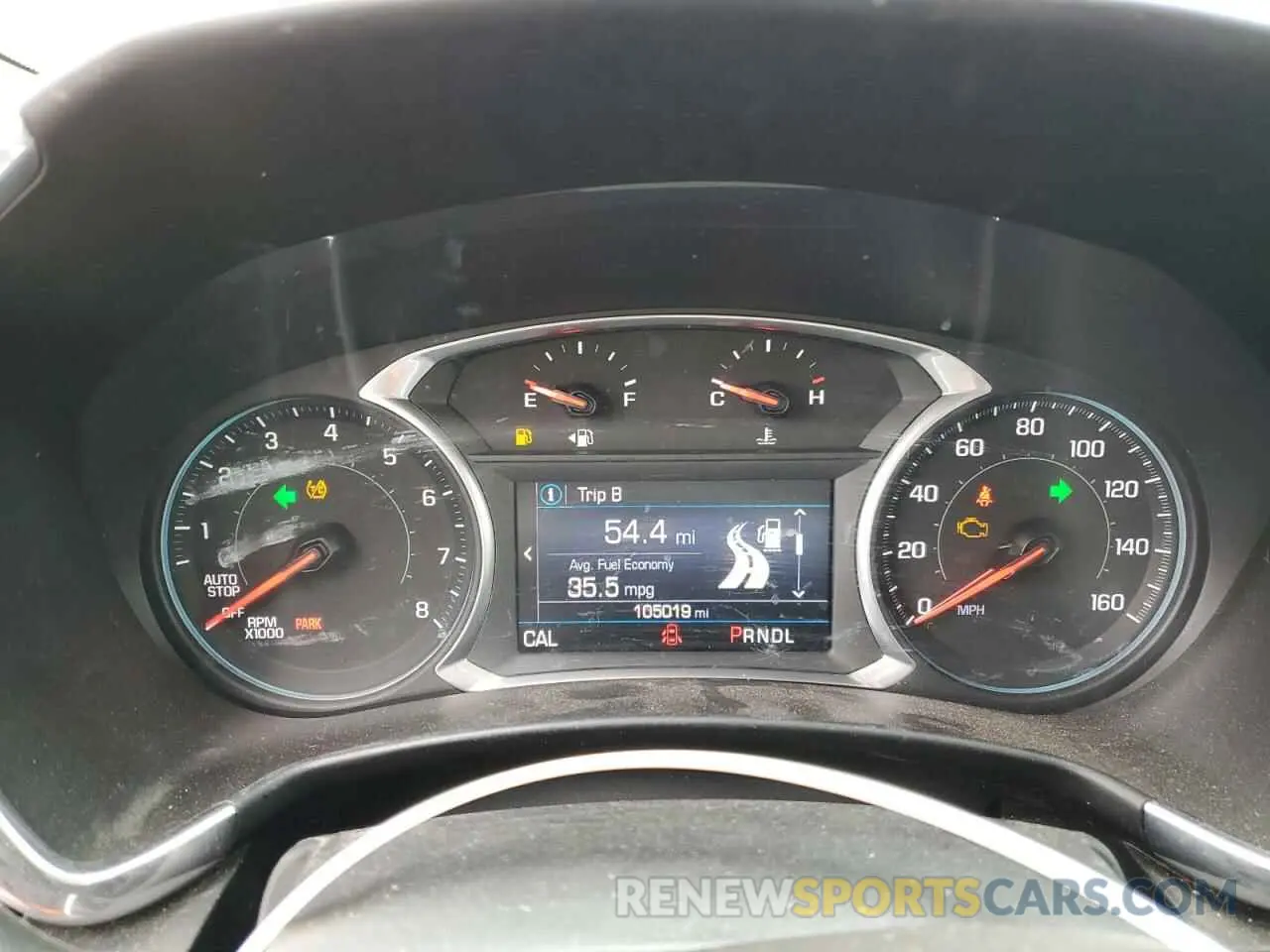 9 Photograph of a damaged car 2GNAXKEV0K6184986 CHEVROLET EQUINOX 2019