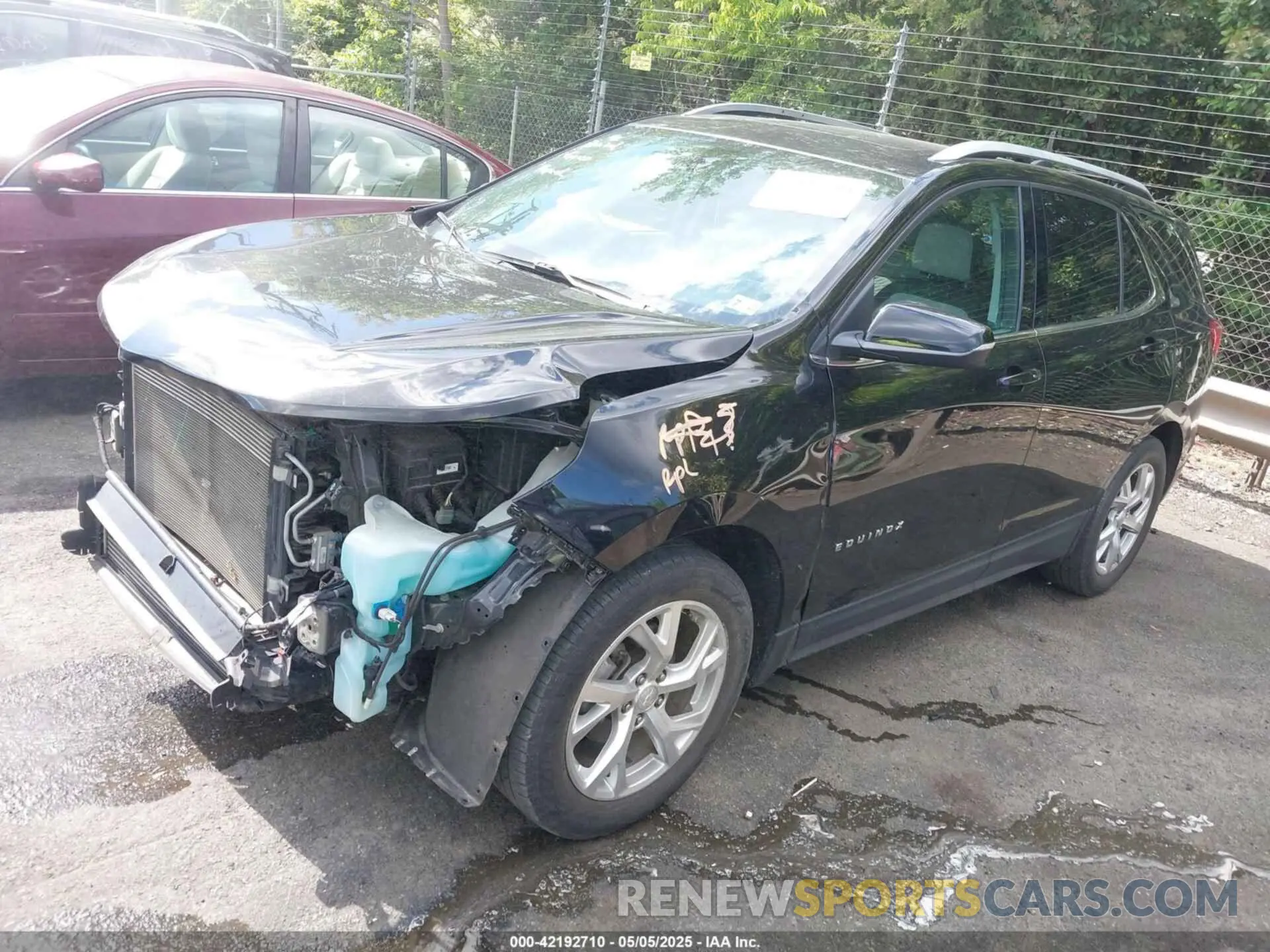 2 Photograph of a damaged car 2GNAXKEV0K6247052 CHEVROLET EQUINOX 2019