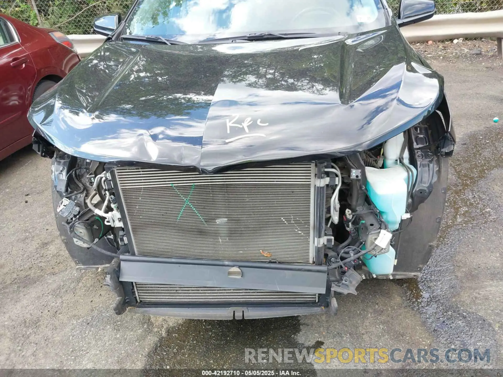 6 Photograph of a damaged car 2GNAXKEV0K6247052 CHEVROLET EQUINOX 2019