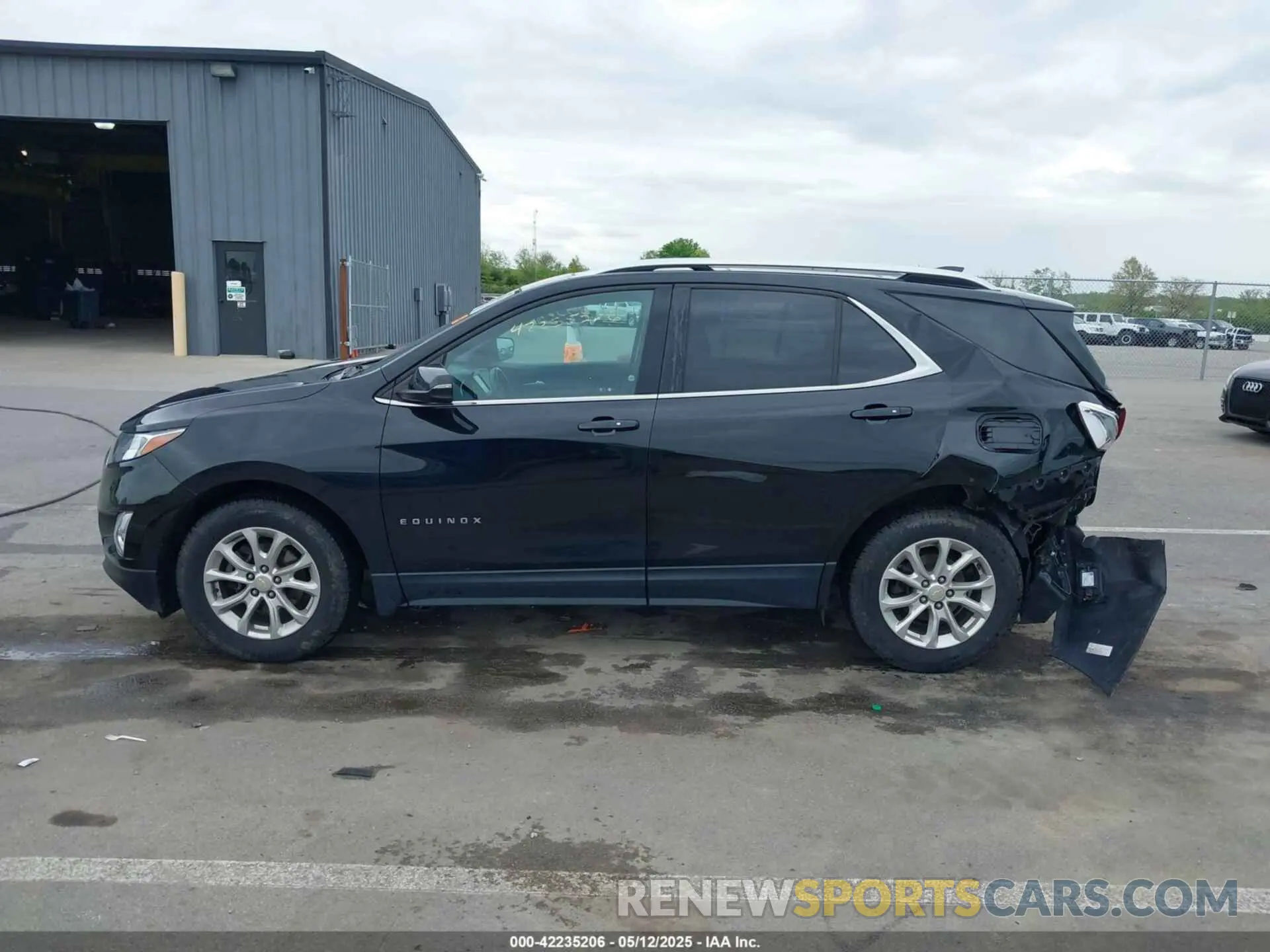 14 Photograph of a damaged car 2GNAXKEV0K6275434 CHEVROLET EQUINOX 2019