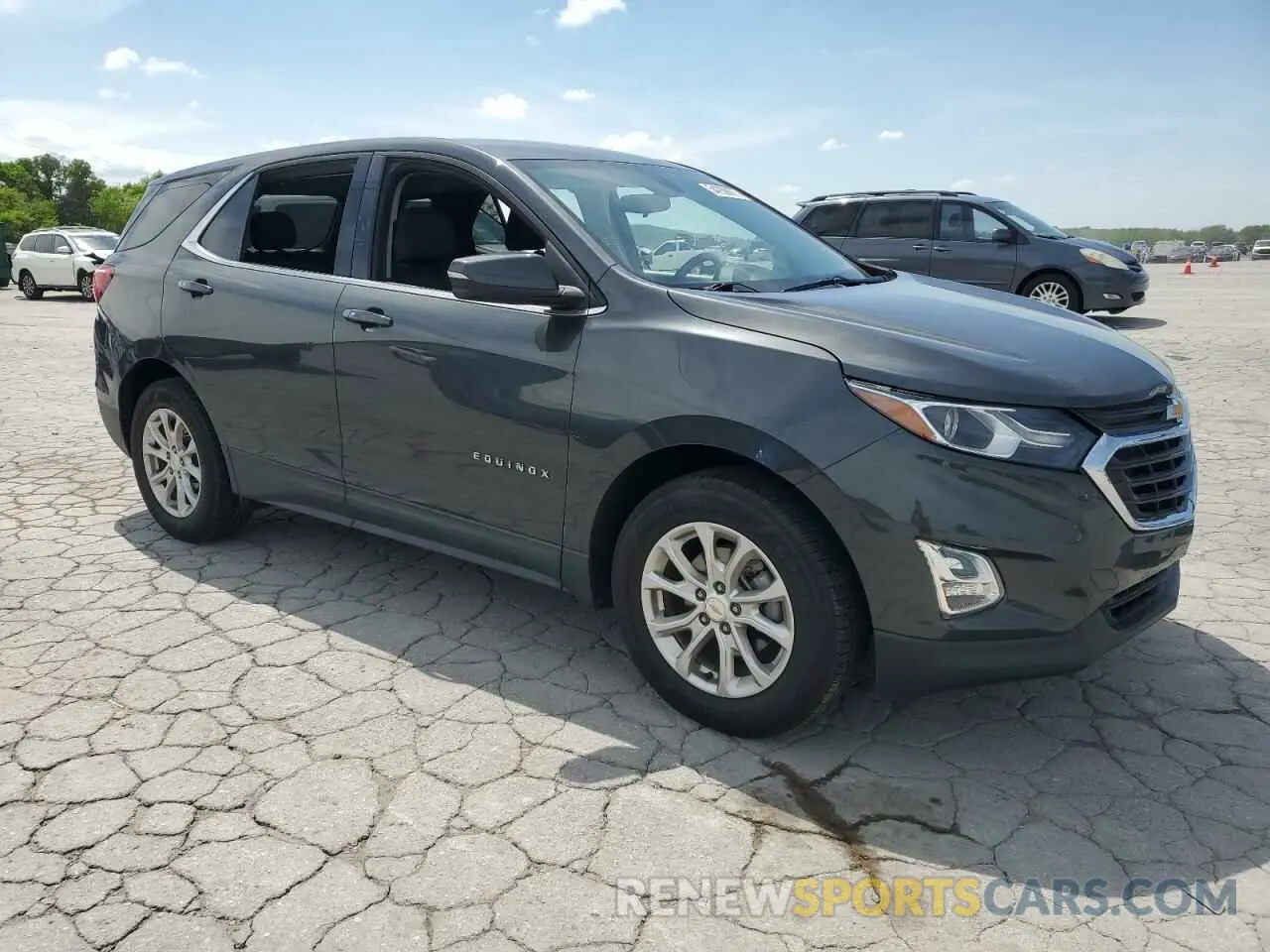 4 Photograph of a damaged car 2GNAXKEV0K6302387 CHEVROLET EQUINOX 2019