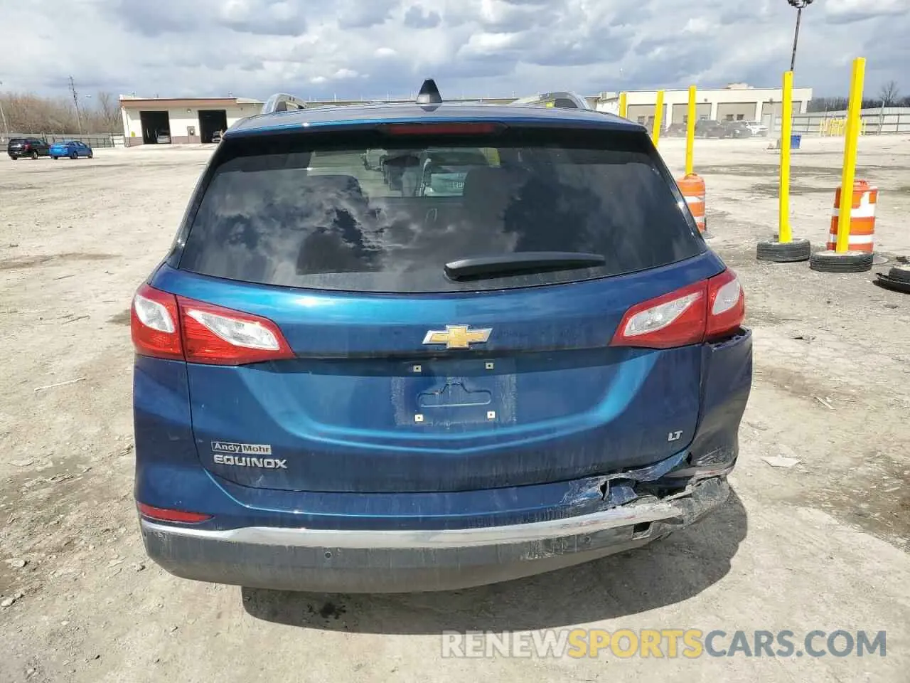 6 Photograph of a damaged car 2GNAXKEV1K6107138 CHEVROLET EQUINOX 2019