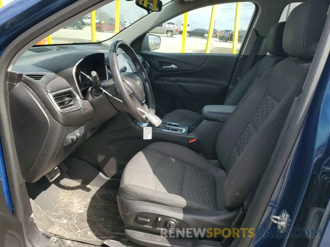 7 Photograph of a damaged car 2GNAXKEV1K6107138 CHEVROLET EQUINOX 2019