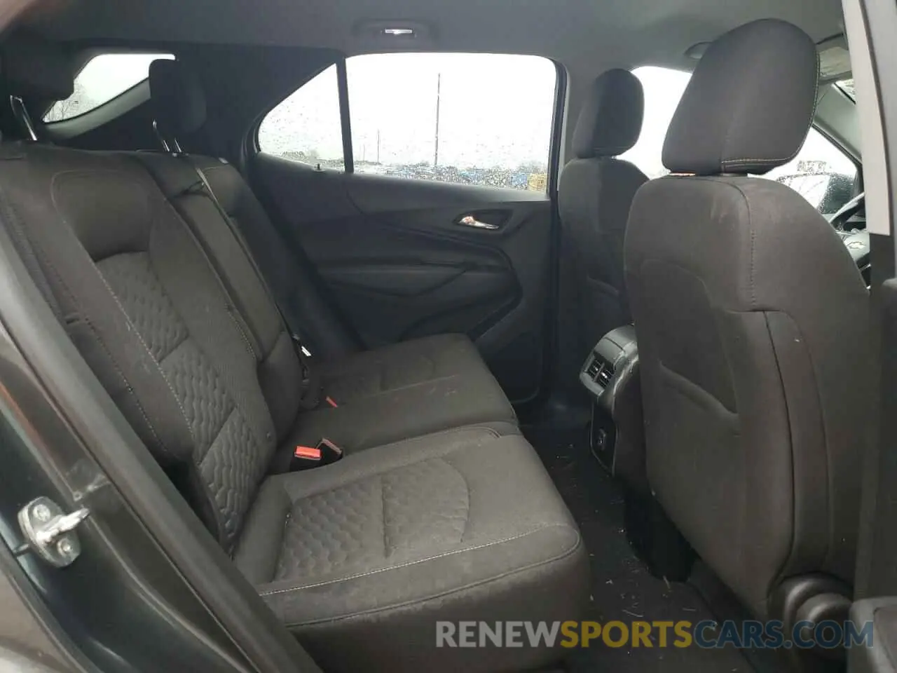 11 Photograph of a damaged car 2GNAXKEV1K6186276 CHEVROLET EQUINOX 2019