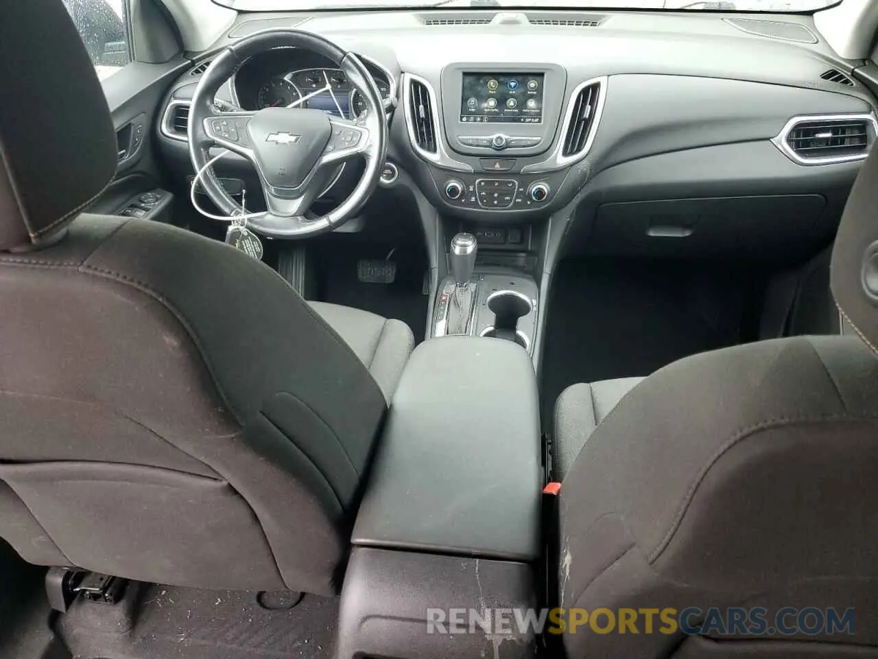 8 Photograph of a damaged car 2GNAXKEV1K6186276 CHEVROLET EQUINOX 2019