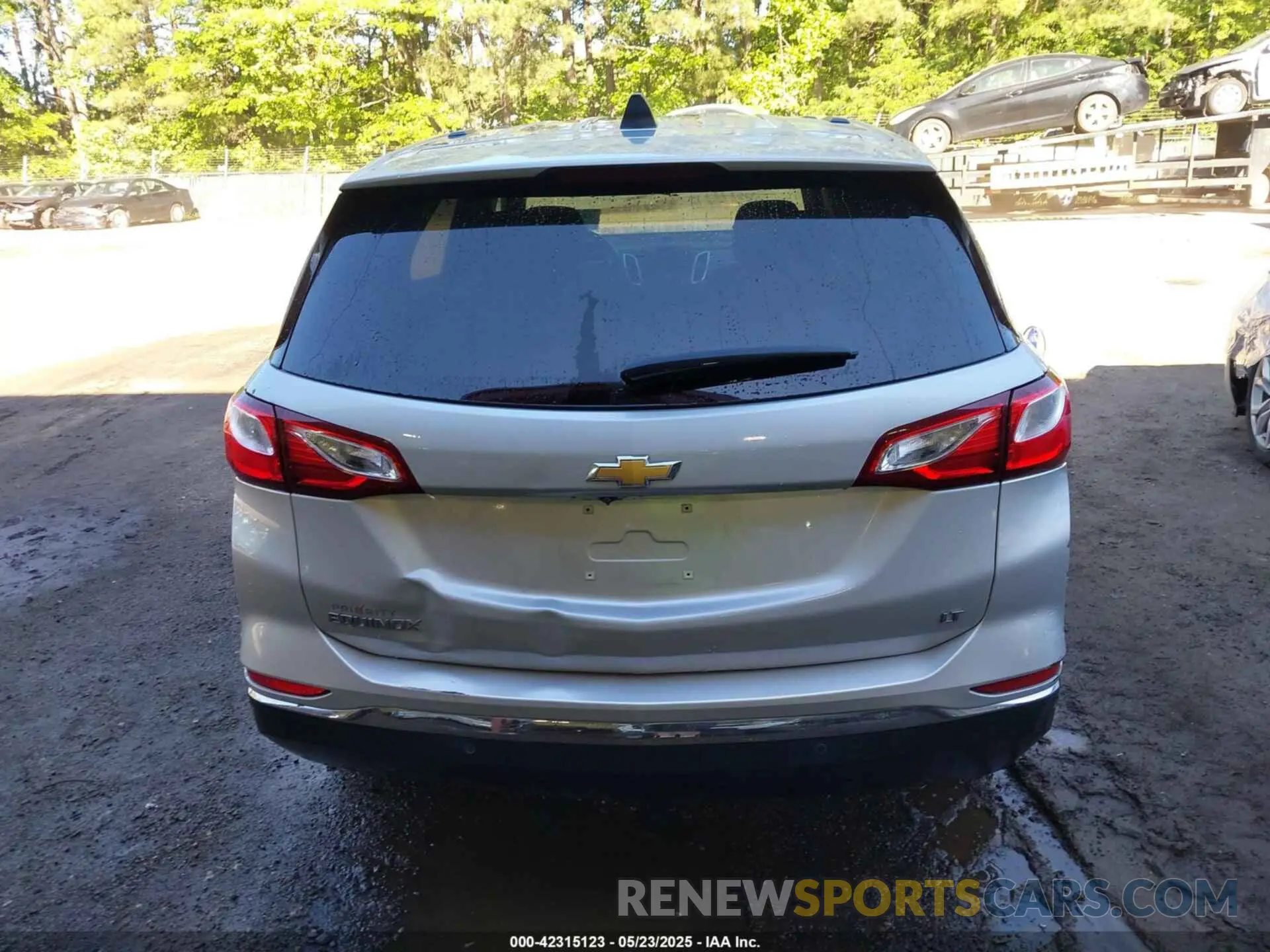 15 Photograph of a damaged car 2GNAXKEV1K6189548 CHEVROLET EQUINOX 2019