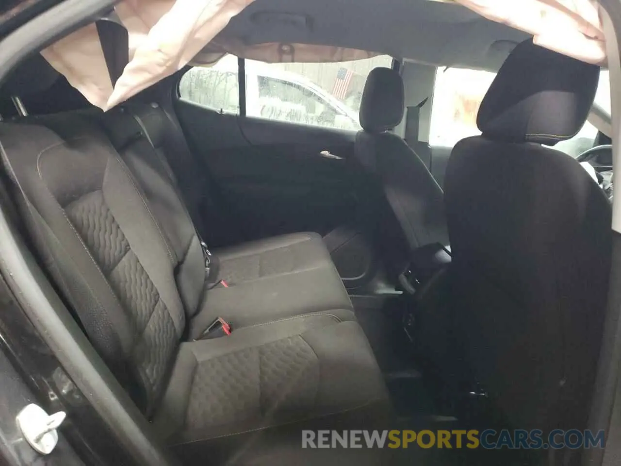10 Photograph of a damaged car 2GNAXKEV1K6192885 CHEVROLET EQUINOX 2019