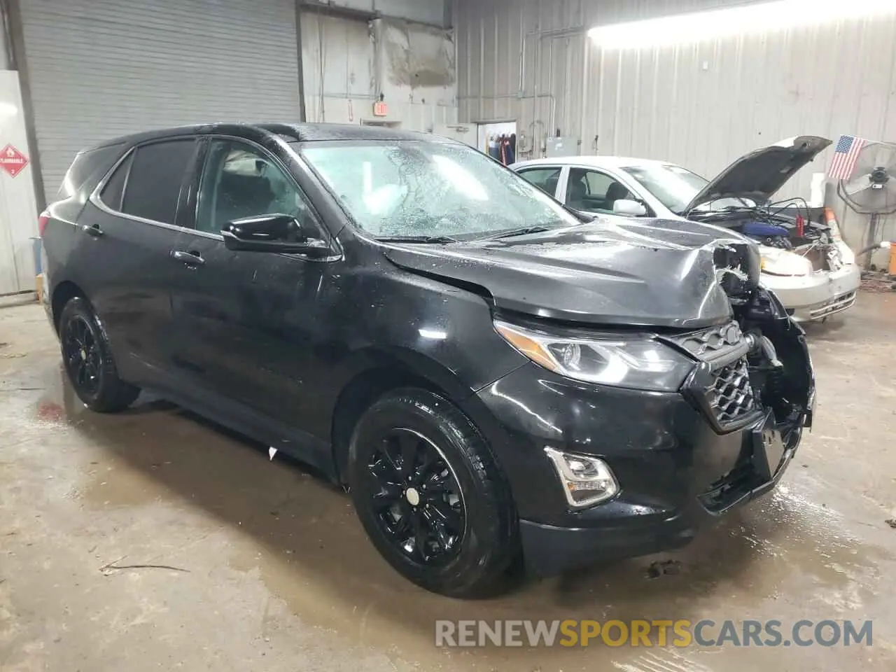 4 Photograph of a damaged car 2GNAXKEV1K6192885 CHEVROLET EQUINOX 2019