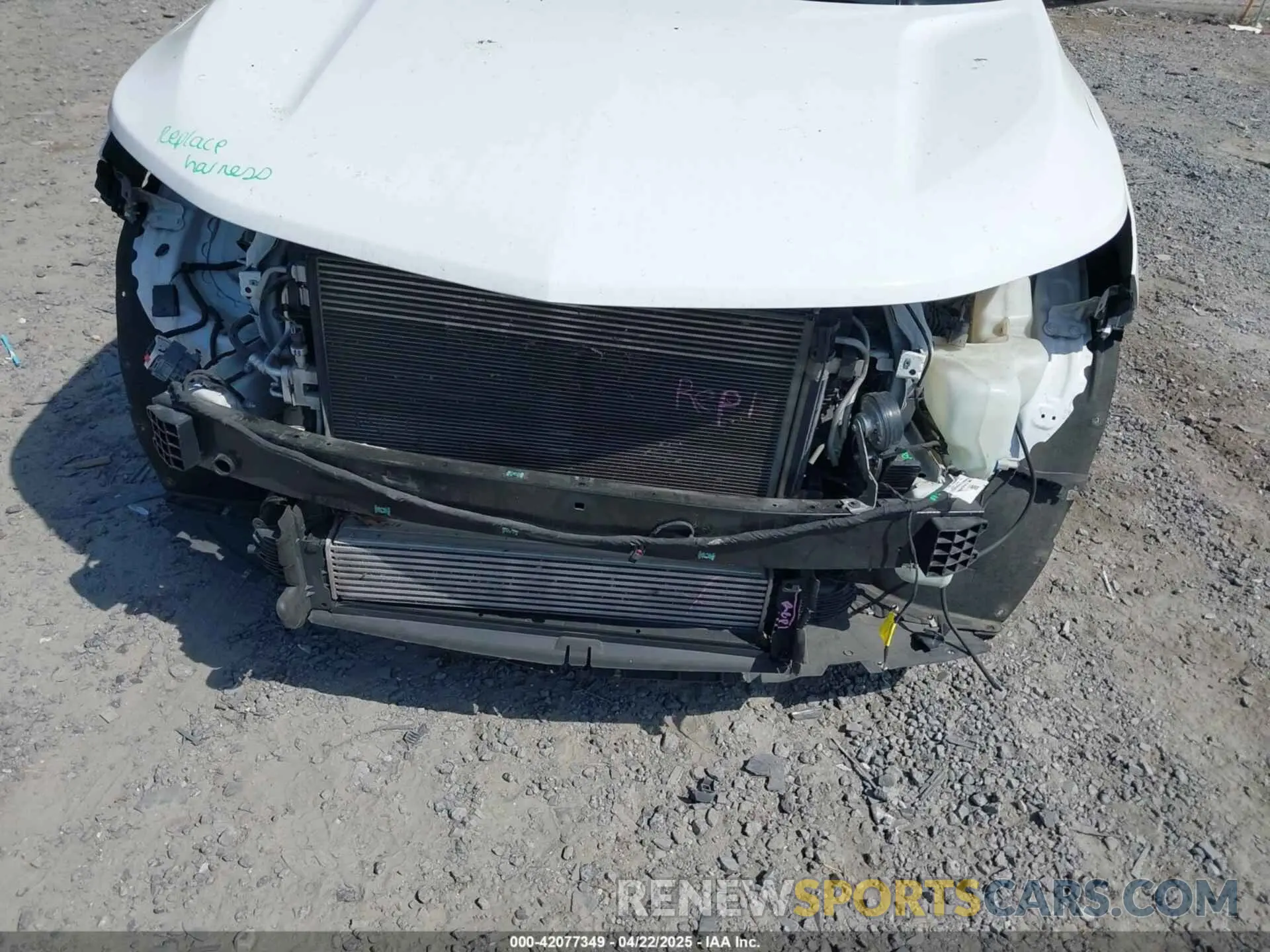6 Photograph of a damaged car 2GNAXKEV1K6295708 CHEVROLET EQUINOX 2019