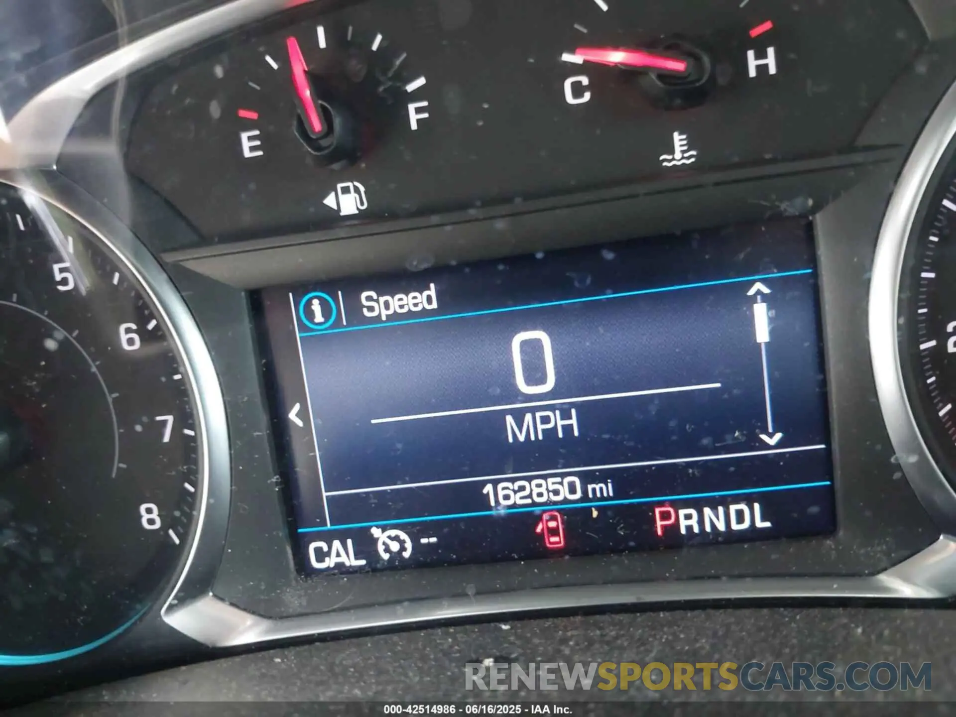 15 Photograph of a damaged car 2GNAXKEV2K6125065 CHEVROLET EQUINOX 2019