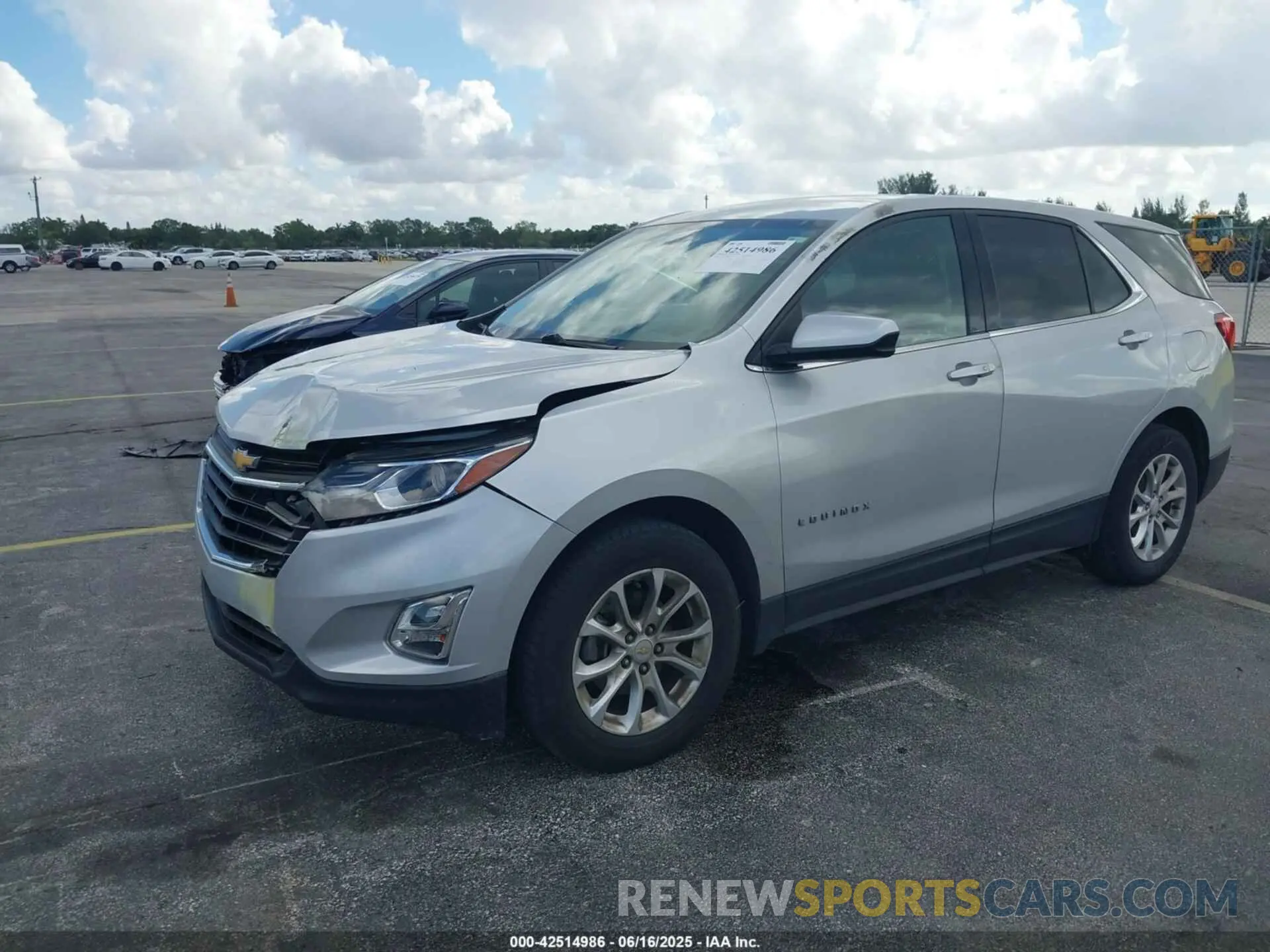2 Photograph of a damaged car 2GNAXKEV2K6125065 CHEVROLET EQUINOX 2019
