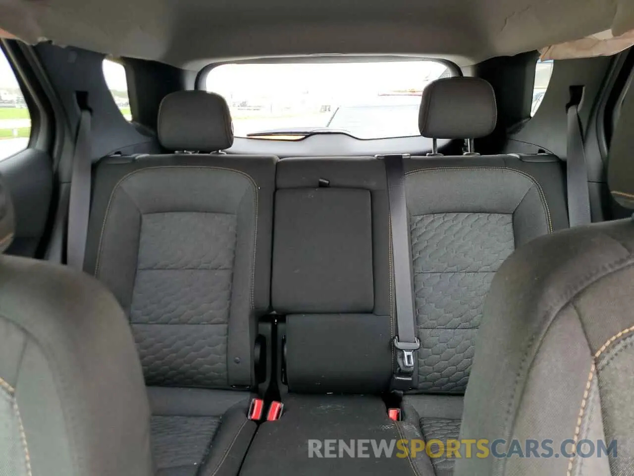 10 Photograph of a damaged car 2GNAXKEV2K6164125 CHEVROLET EQUINOX 2019