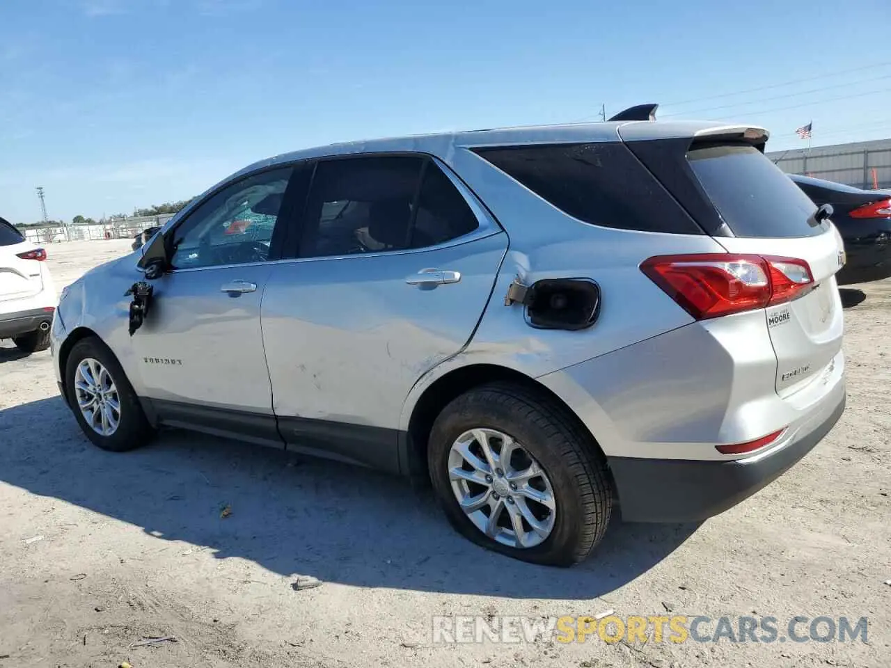 2 Photograph of a damaged car 2GNAXKEV2K6174993 CHEVROLET EQUINOX 2019