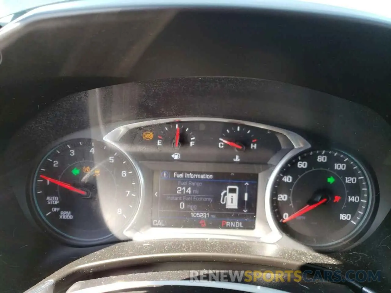 9 Photograph of a damaged car 2GNAXKEV2K6196704 CHEVROLET EQUINOX 2019