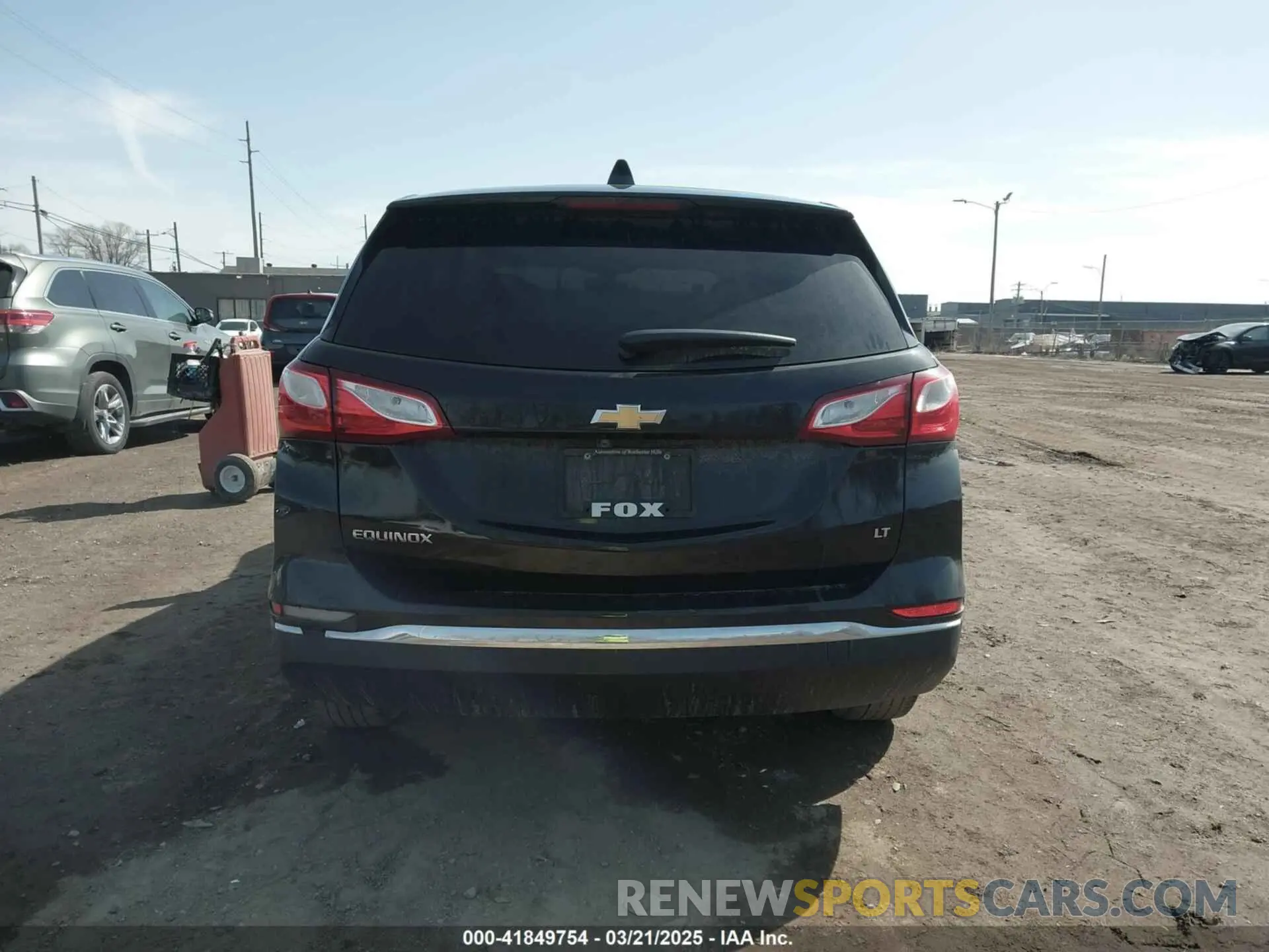 16 Photograph of a damaged car 2GNAXKEV2K6219284 CHEVROLET EQUINOX 2019