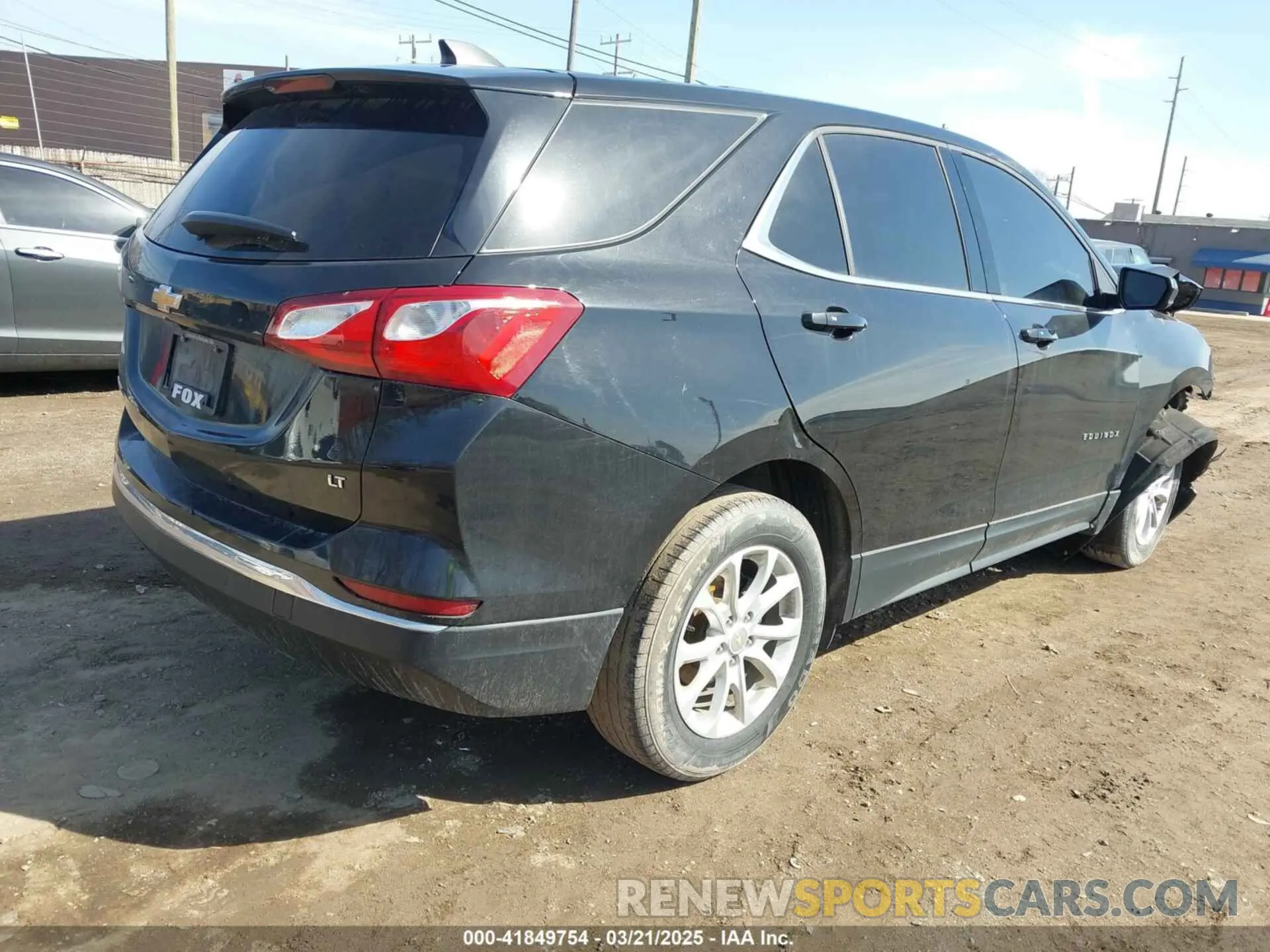 4 Photograph of a damaged car 2GNAXKEV2K6219284 CHEVROLET EQUINOX 2019