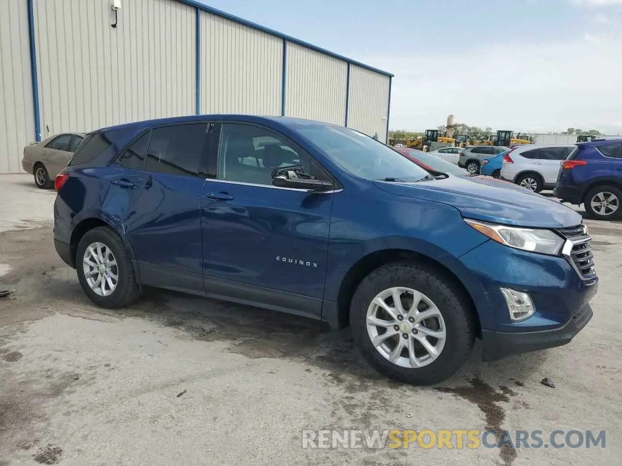 4 Photograph of a damaged car 2GNAXKEV2K6223948 CHEVROLET EQUINOX 2019