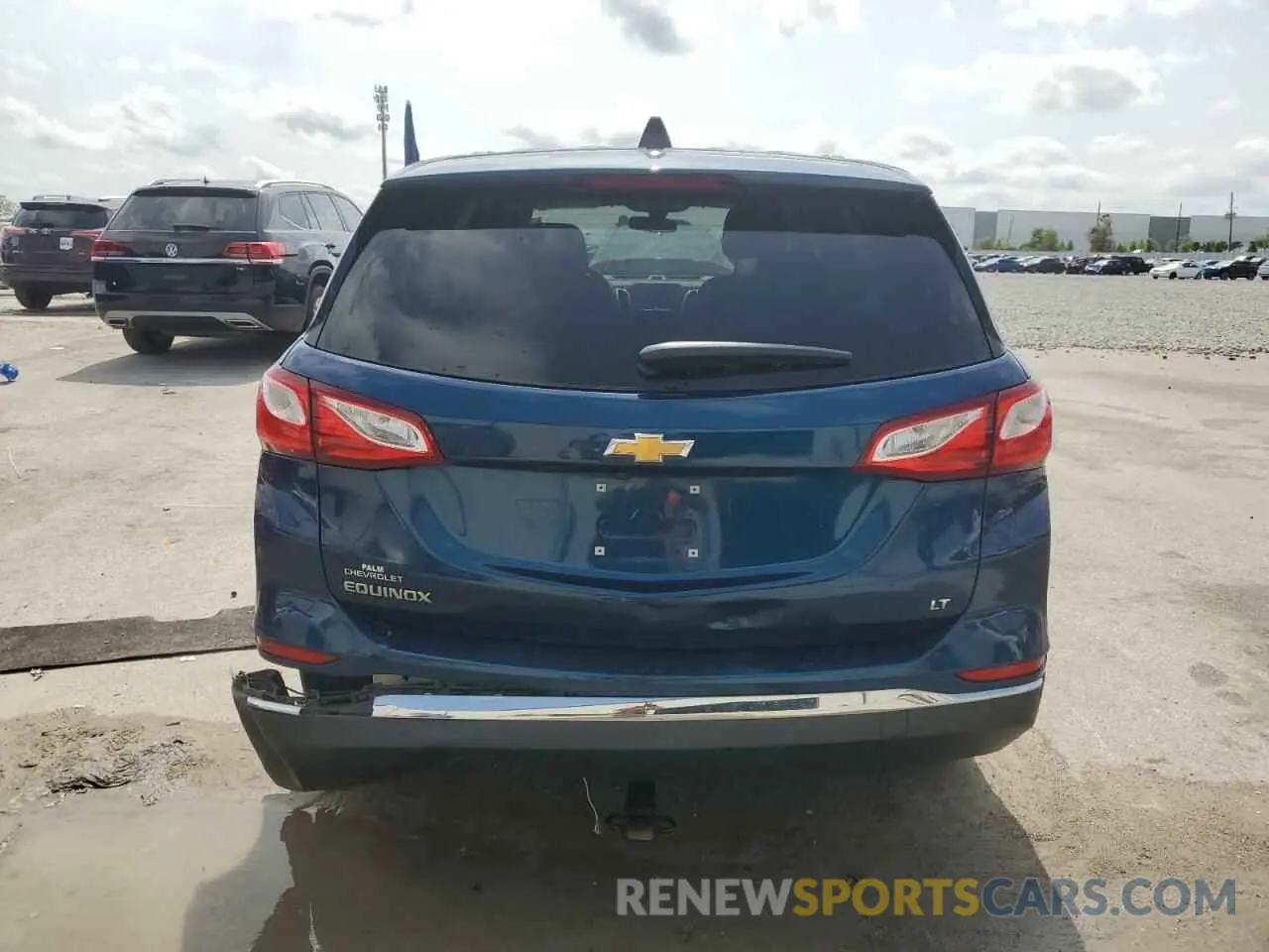 6 Photograph of a damaged car 2GNAXKEV2K6223948 CHEVROLET EQUINOX 2019