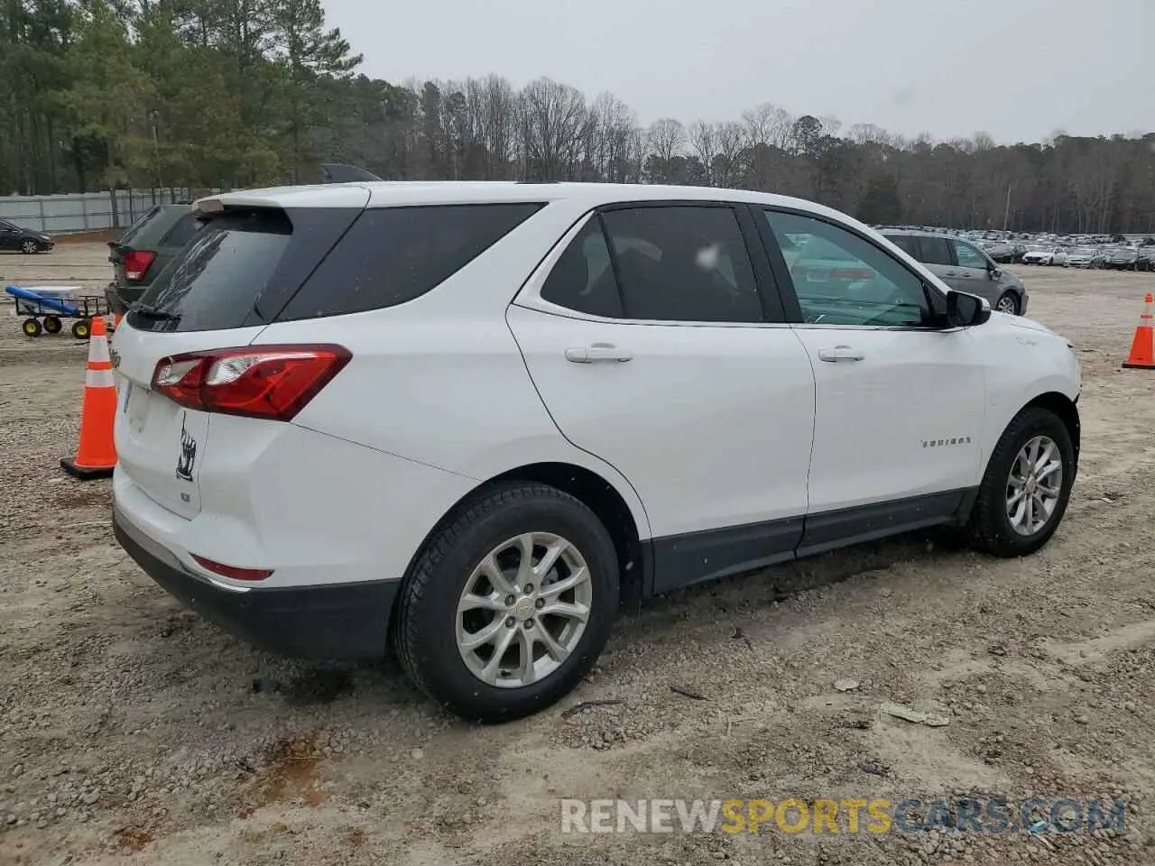 3 Photograph of a damaged car 2GNAXKEV2K6258246 CHEVROLET EQUINOX 2019