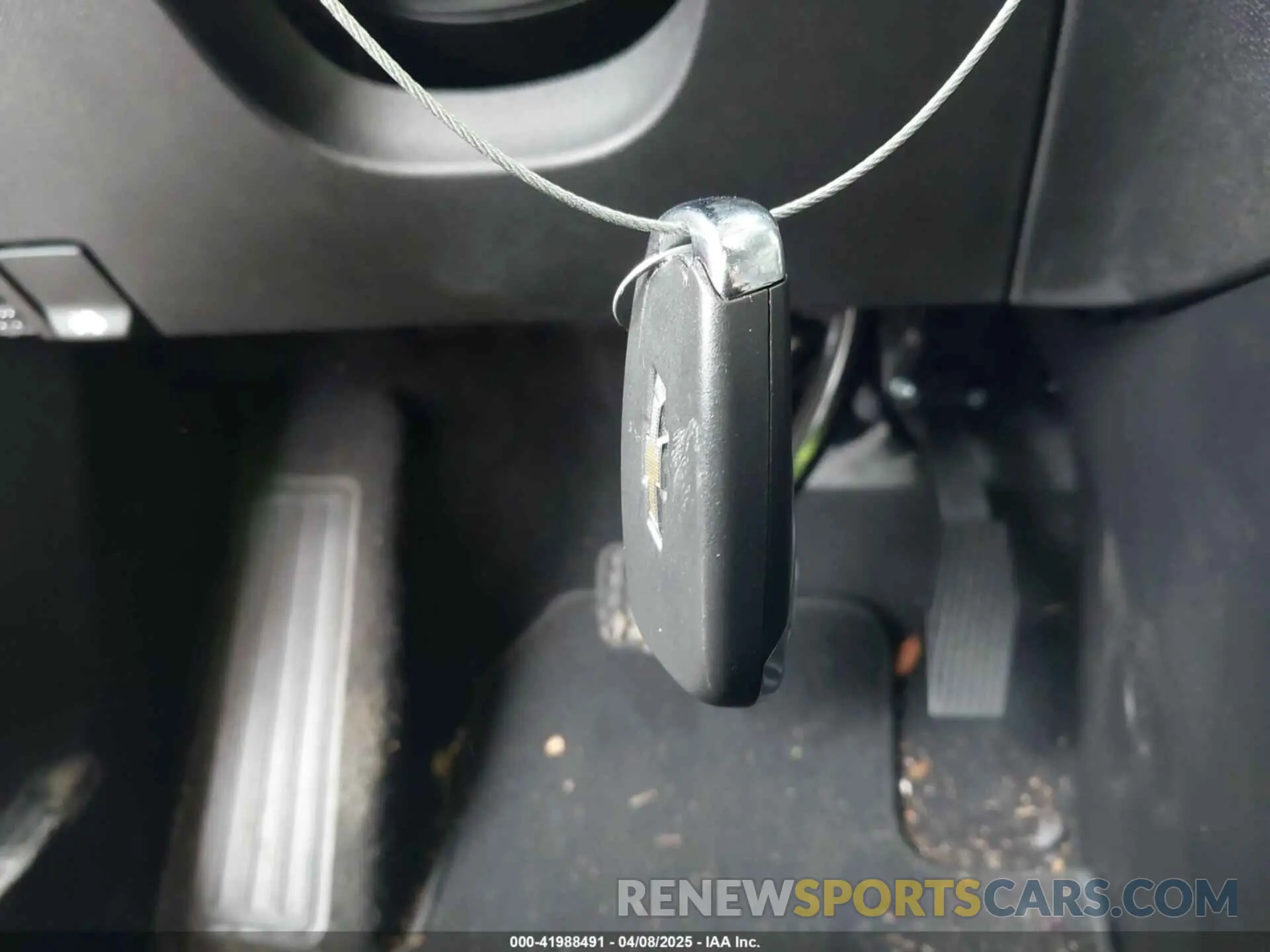 11 Photograph of a damaged car 2GNAXKEV2K6299413 CHEVROLET EQUINOX 2019
