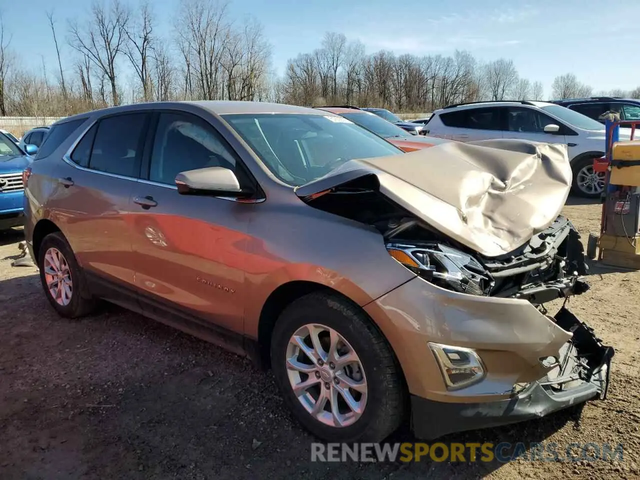 4 Photograph of a damaged car 2GNAXKEV3K6131554 CHEVROLET EQUINOX 2019