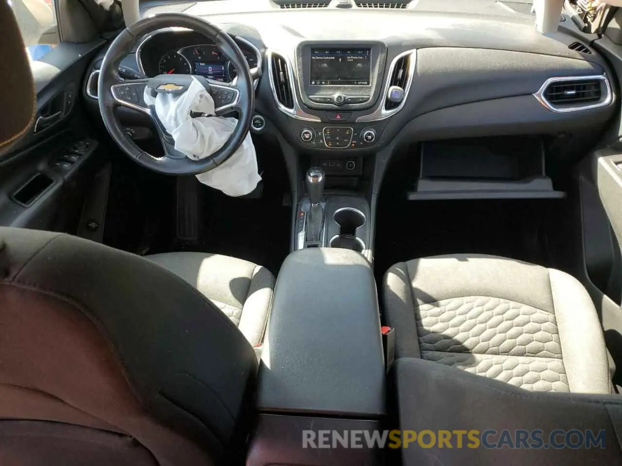 8 Photograph of a damaged car 2GNAXKEV3K6131554 CHEVROLET EQUINOX 2019