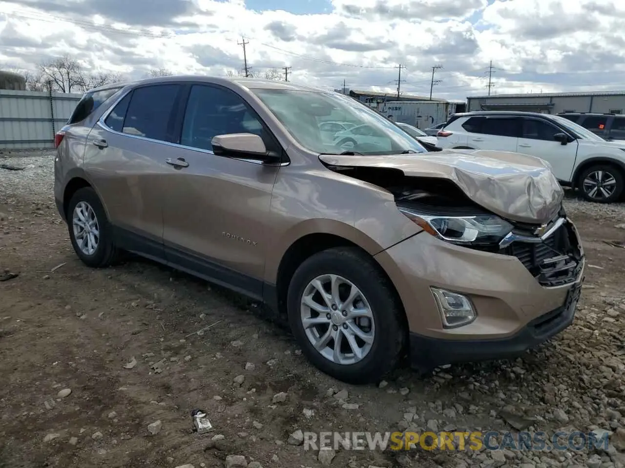 4 Photograph of a damaged car 2GNAXKEV3K6158107 CHEVROLET EQUINOX 2019