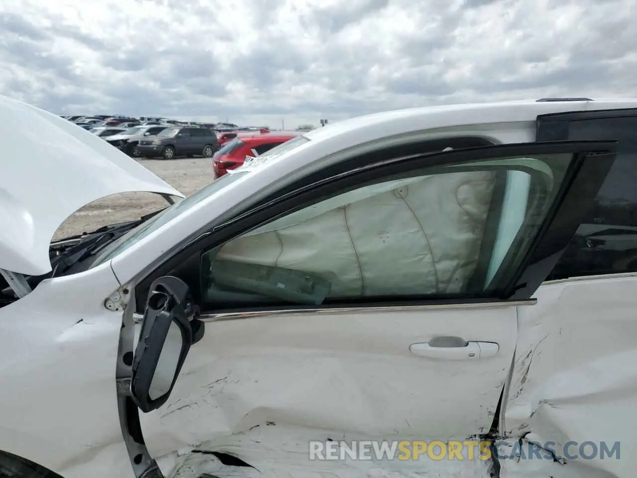 7 Photograph of a damaged car 2GNAXKEV3K6163873 CHEVROLET EQUINOX 2019