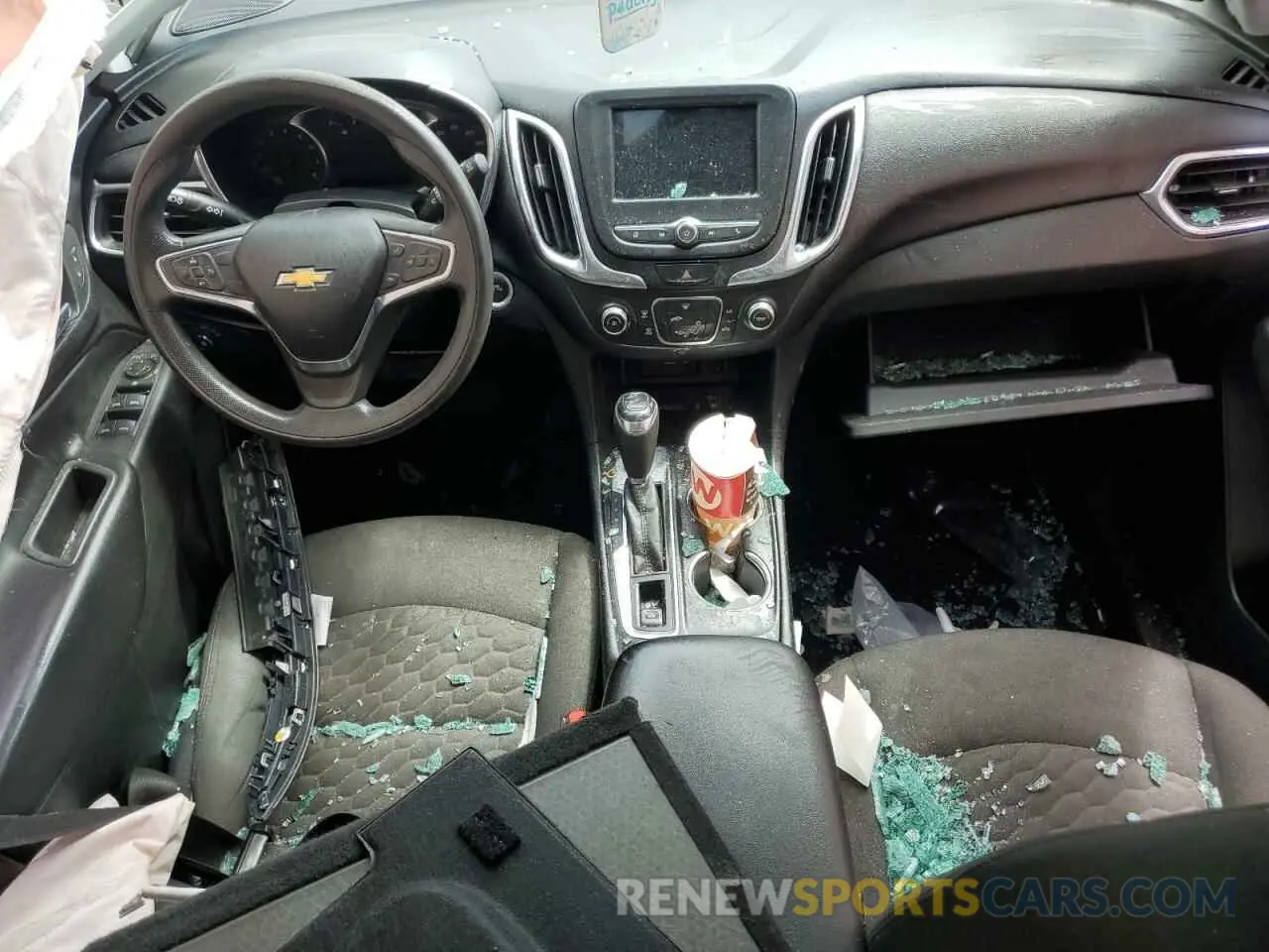8 Photograph of a damaged car 2GNAXKEV3K6163873 CHEVROLET EQUINOX 2019