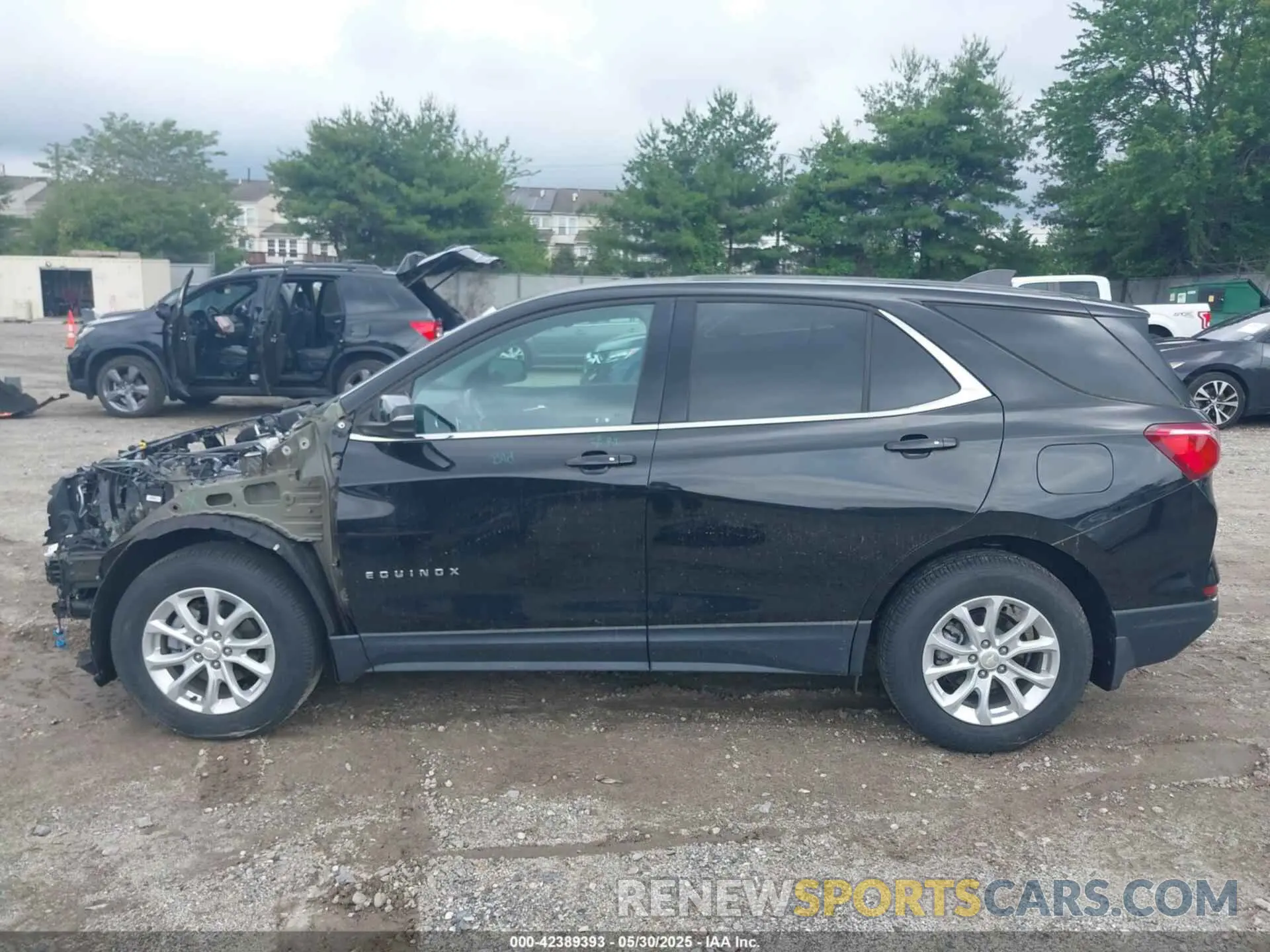13 Photograph of a damaged car 2GNAXKEV3K6195058 CHEVROLET EQUINOX 2019