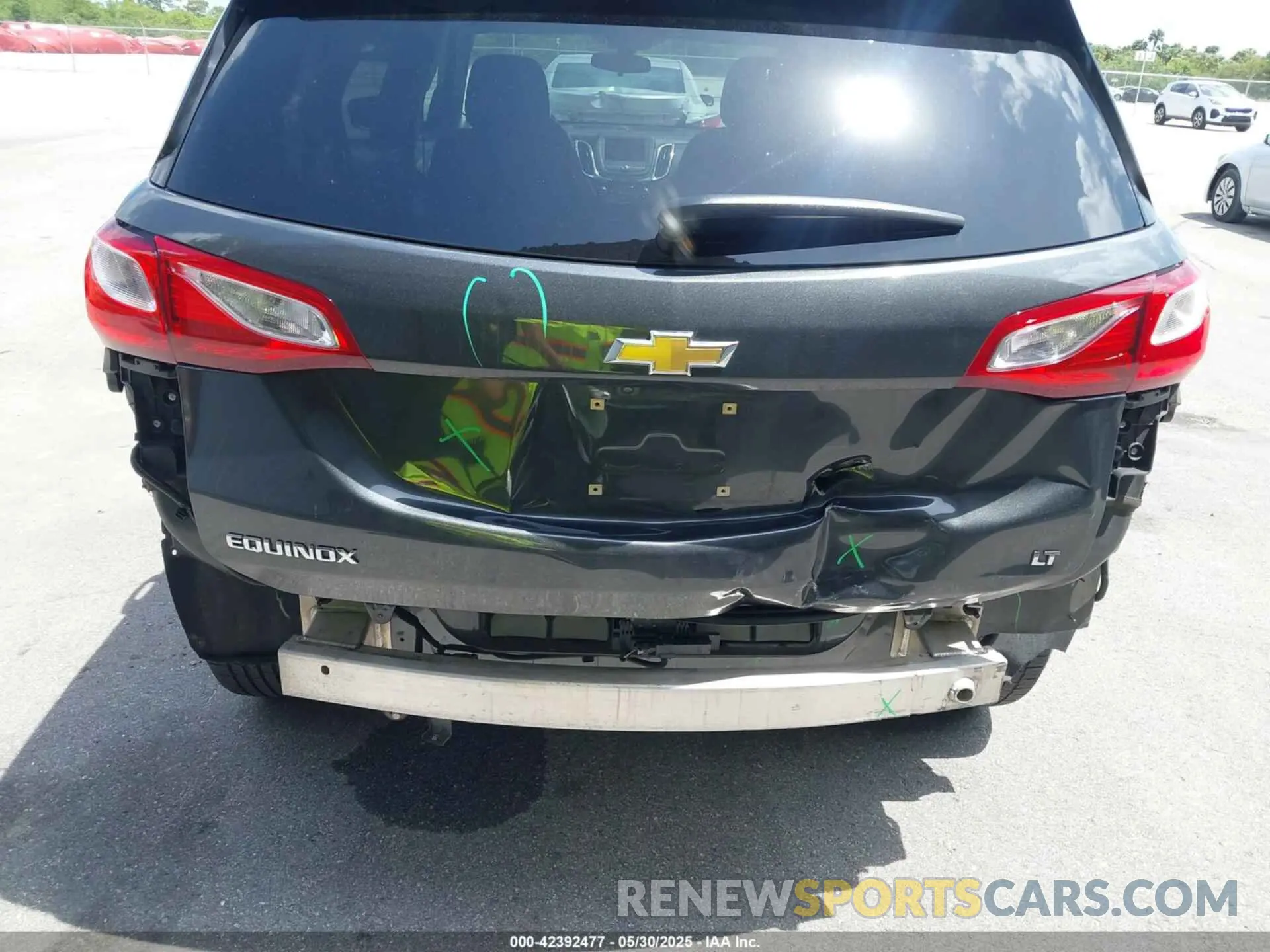 6 Photograph of a damaged car 2GNAXKEV3K6197523 CHEVROLET EQUINOX 2019