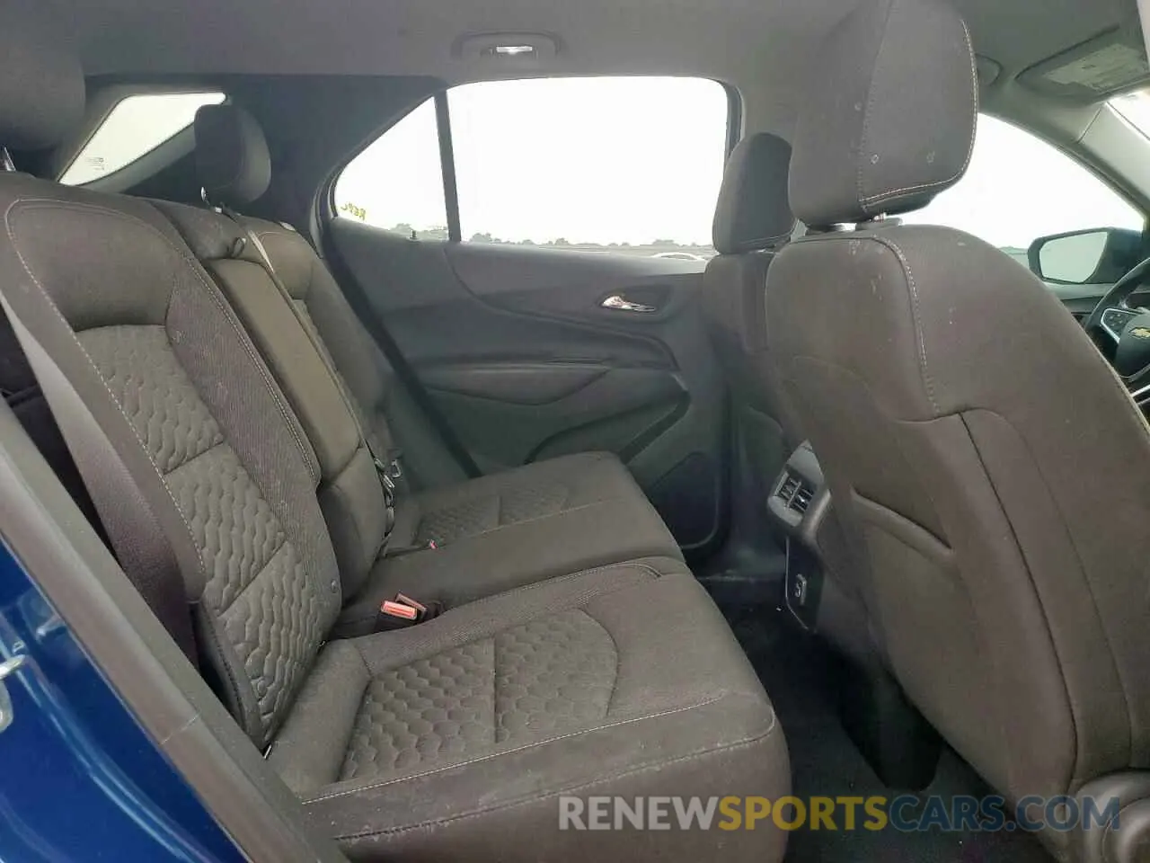 11 Photograph of a damaged car 2GNAXKEV3K6233694 CHEVROLET EQUINOX 2019