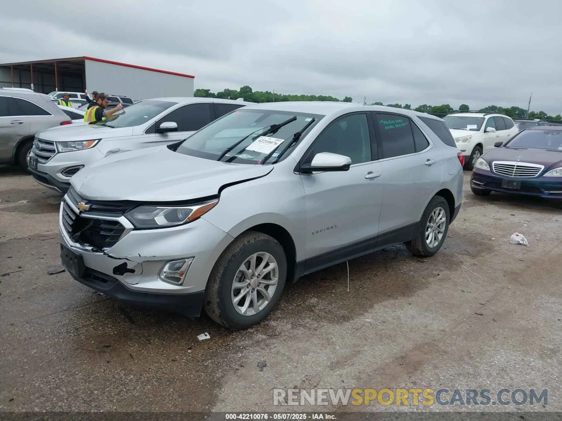 2 Photograph of a damaged car 2GNAXKEV3K6254111 CHEVROLET EQUINOX 2019