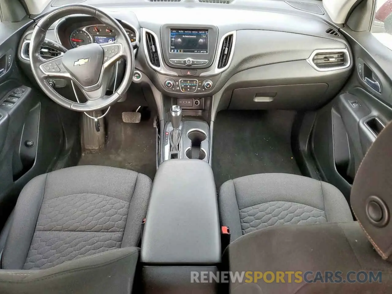 8 Photograph of a damaged car 2GNAXKEV3K6292647 CHEVROLET EQUINOX 2019