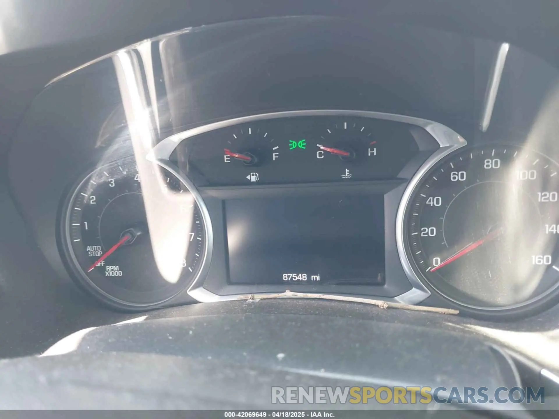 7 Photograph of a damaged car 2GNAXKEV3K6305445 CHEVROLET EQUINOX 2019